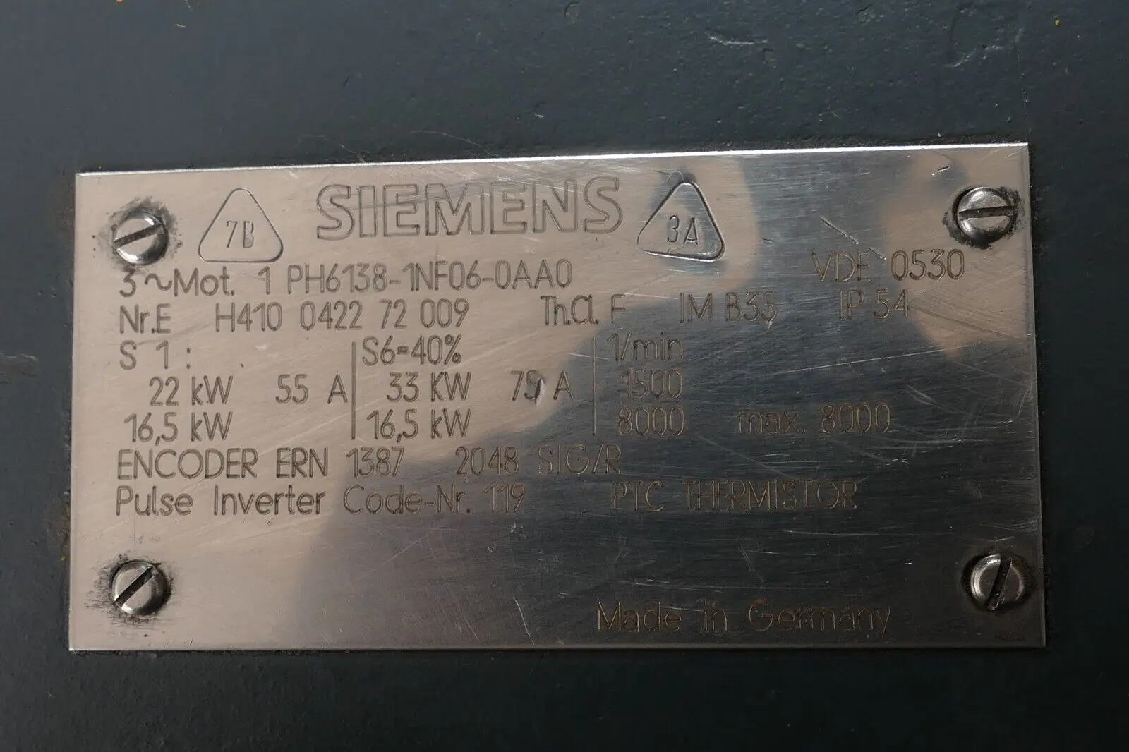 Produktfoto 1 von Siemens Servo-Motor + Encoder ERN 2048 SIG/R | 1PH6138-1NF06-0AA0