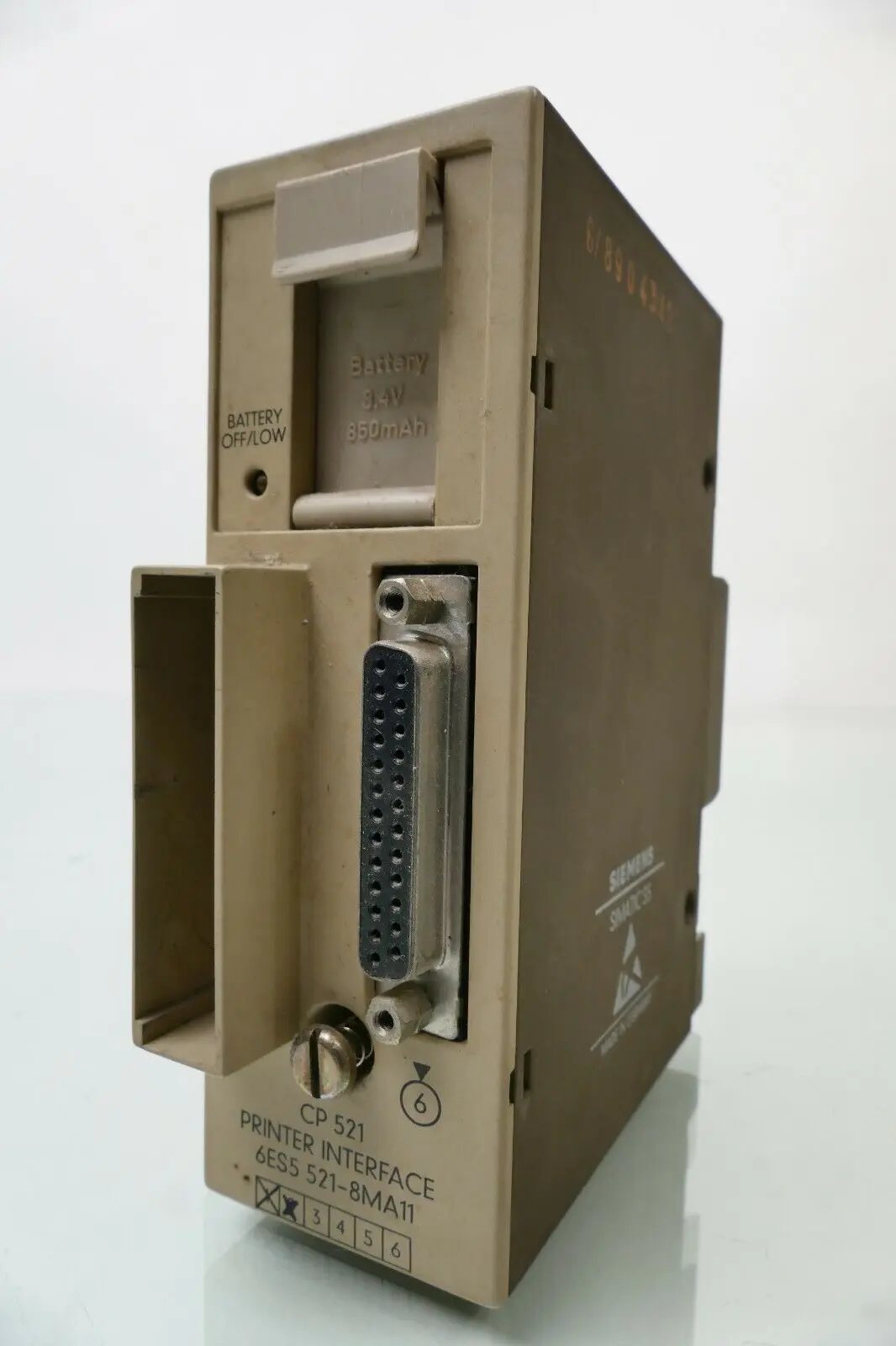 Produktfoto 1 von Siemens SIMATIC S5 | 6ES5 521-8MA11 | E:02 | 6ES5521-8MA11