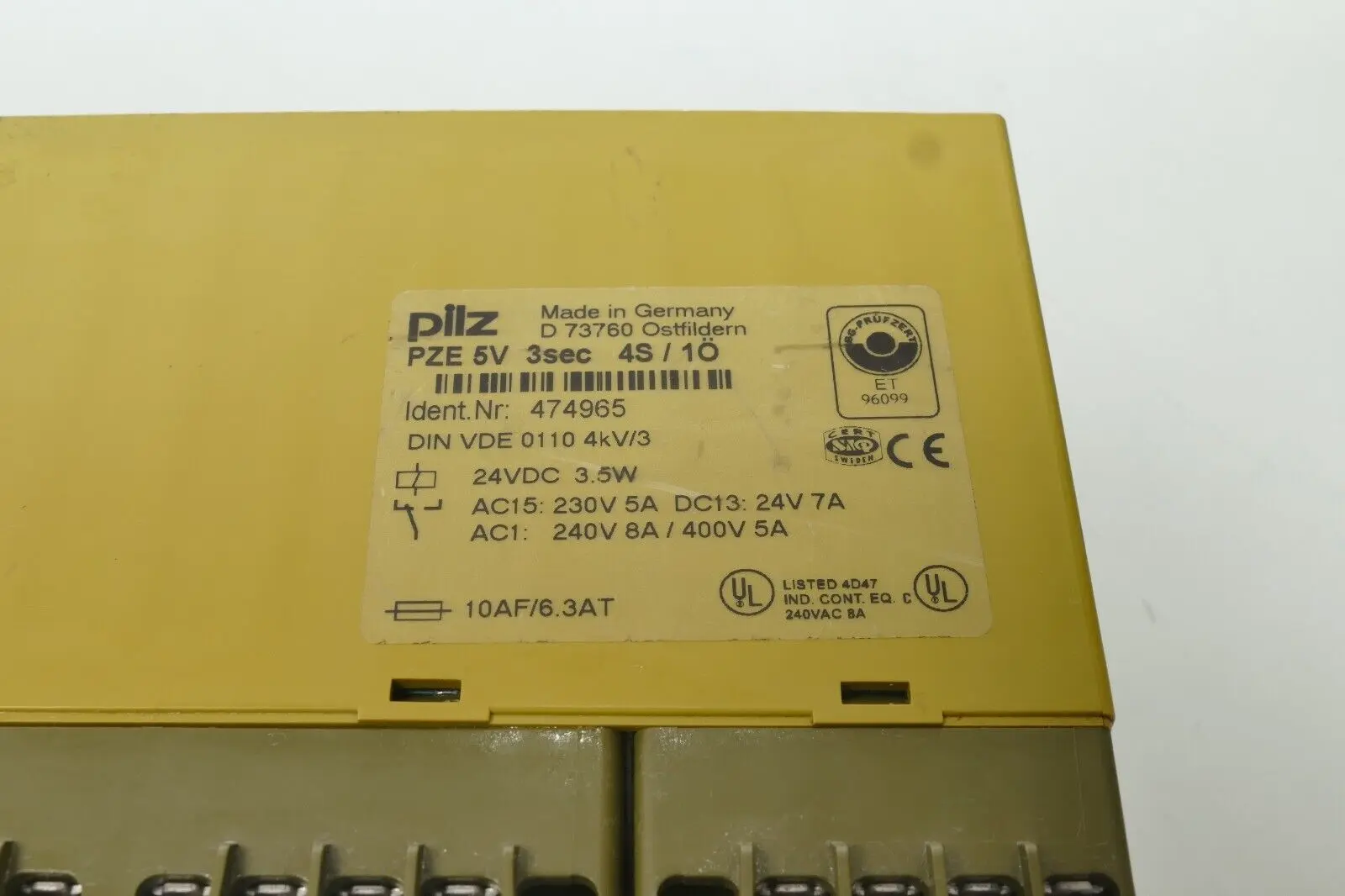 Produktfoto 1 von Pilz Sicherheitsrelais PZE 5V 3sec 4S / 1Ö | 474965