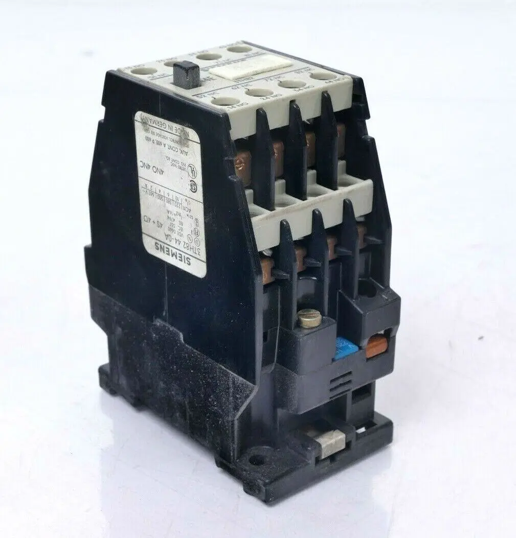 Produktfoto 1 von 2x Siemens Schütz 3TH82 44-0A | 3TH8244-0A