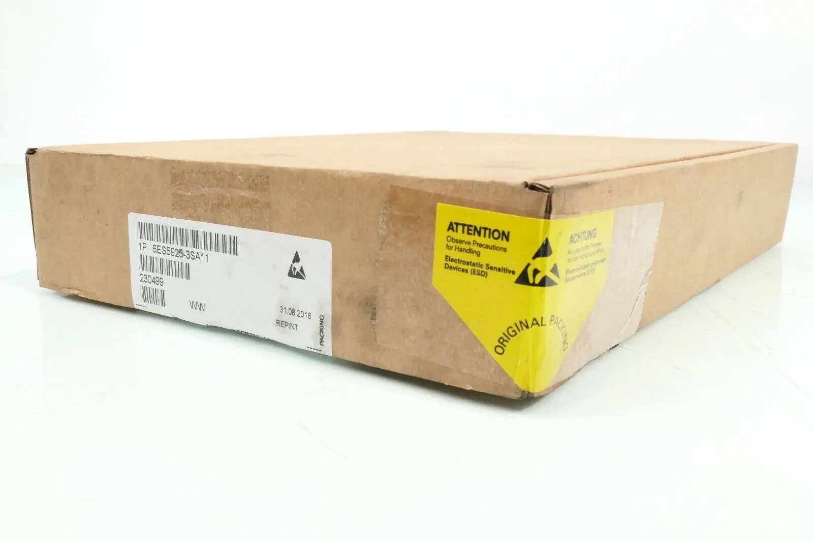Produktfoto 1 von Siemens SIMATIC S5 Zentralbaugruppe 6ES5 925-3SA11 | 6ES5925-3SA11