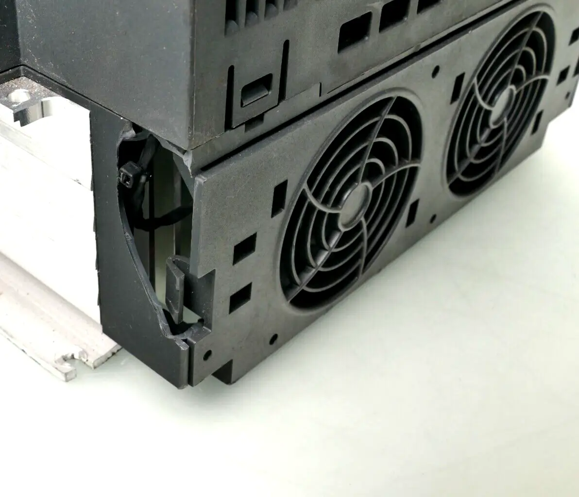 Produktfoto 1 von Siemens Sinamics V20 | 6SL3 210-5BE31-1CV0 | FS:10 | 6SL3210-5BE31-1CV0