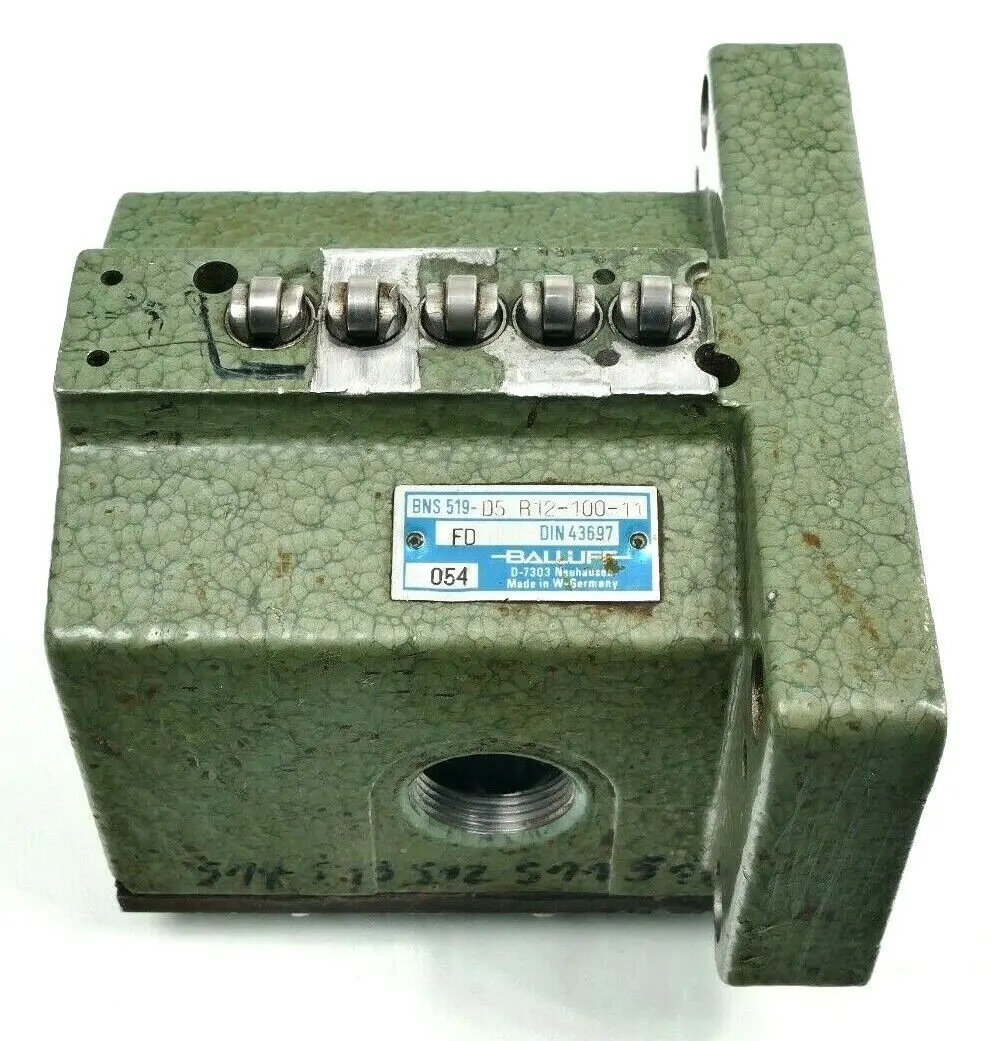 Produktfoto 1 von Balluff Reihengrenztaster | BNS 519-D5 R12-100-11