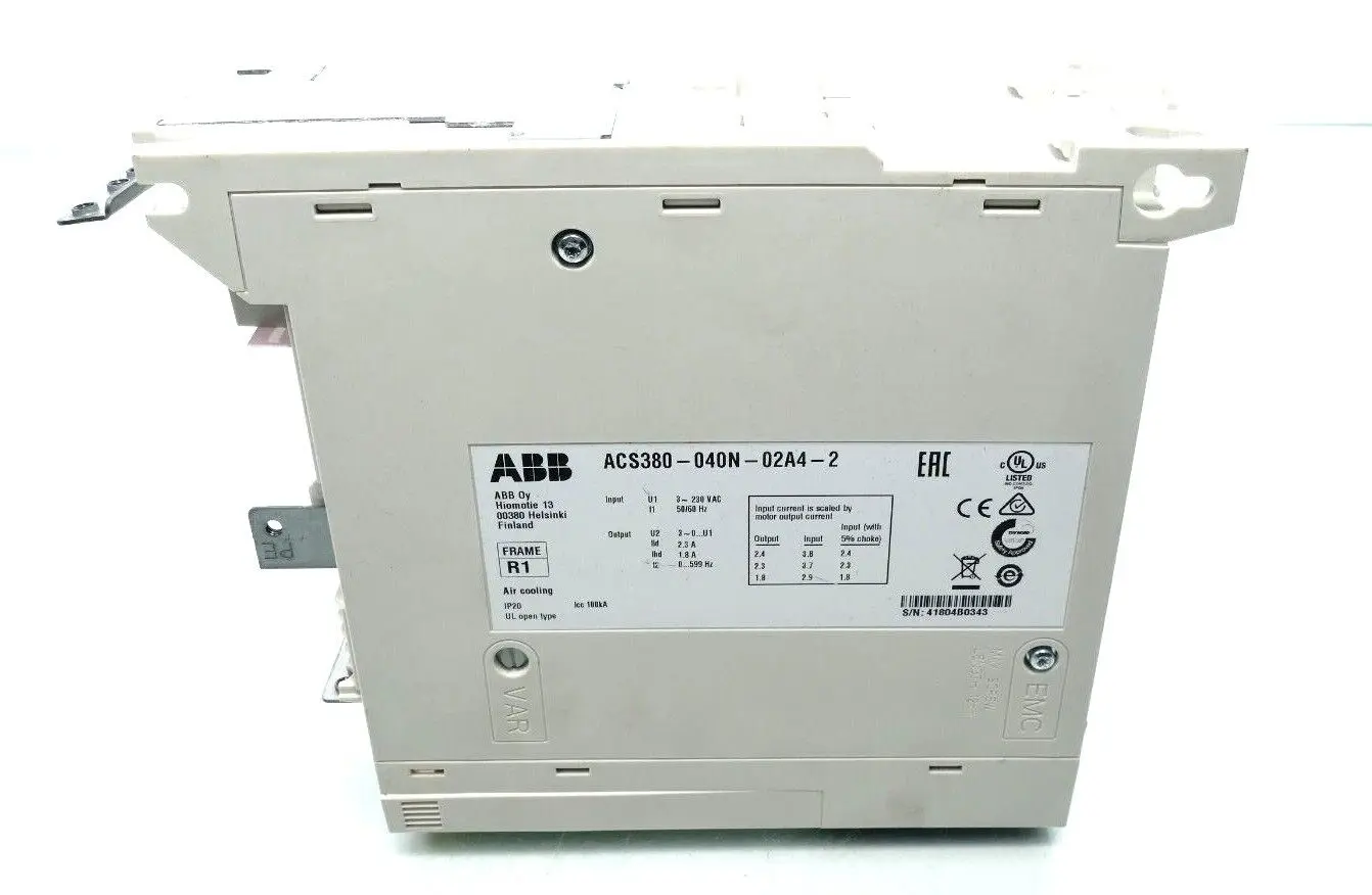 Produktfoto 1 von ABB ACS380 Frequenzumrichter 0,37kW | ACS380-040N-02A4-2