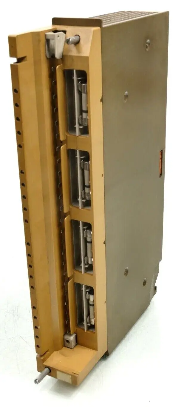 Produktfoto 1 von Siemens SIMATIC S5 Digitalausgabe 6ES5 456-7LA11 | E:02 | 6ES5456-7LA11