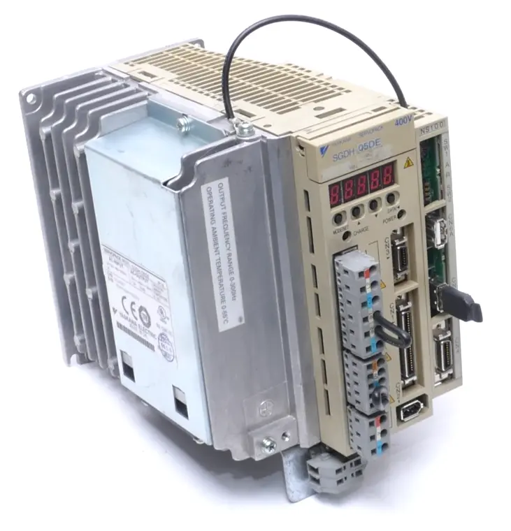 Produktfoto 1 von Yaskawa Electric Servopack Mechatrolink I/F Unit 400V JUSP-NS1000 | SGDH-05DE