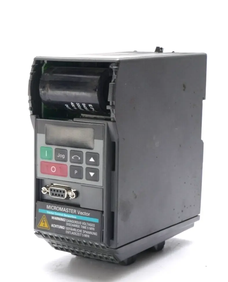 Produktfoto 1 von Siemens MICROMASTER Vector Umrichter 6SE3 212-1BA40 | Issue: C09 | 6SE3212-1BA40