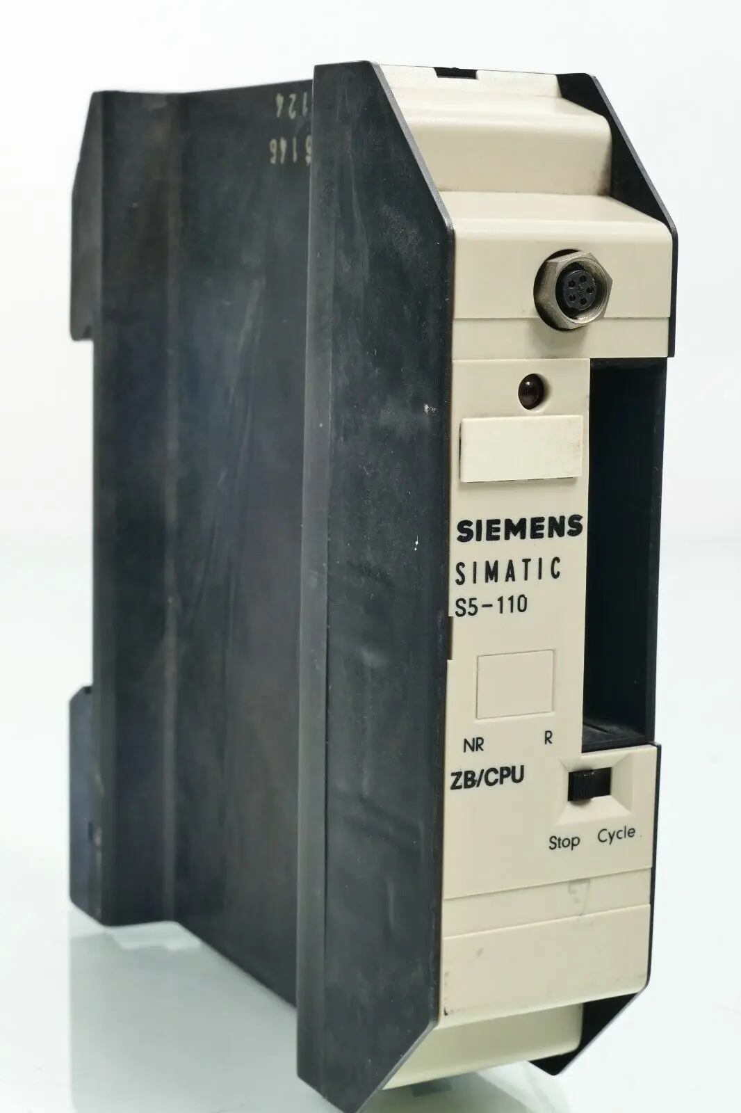 Produktfoto 1 von Siemens Simatic S5-110F Zentralbaugruppe 6ES5900-7FC11 | E: G | 6ES5 900-7FC11