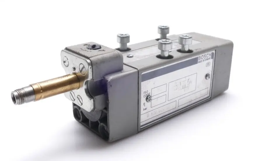 Produktfoto 1 von Bosch Magnetventil 0 820 024 132 | 0820024132