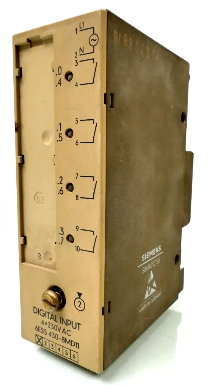 Produktfoto 1 von Siemens SIMATIC S5 Digital Input 6ES5 430-8MD11 | E:01 | 6ES5430-8MD11