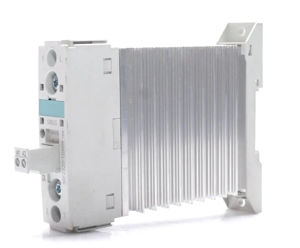Siemens SIRIUS Halbleiterrelais 3RF2 320-1DA04 | E:05 | 3RF2320-1DA04