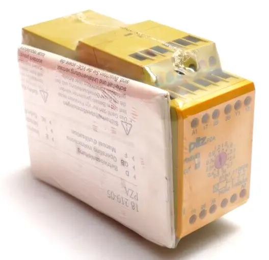 Produktfoto 1 von Pilz Sicherheitsschaltgerät PZA 3/24VDC 1n/o 2n/c | 774041