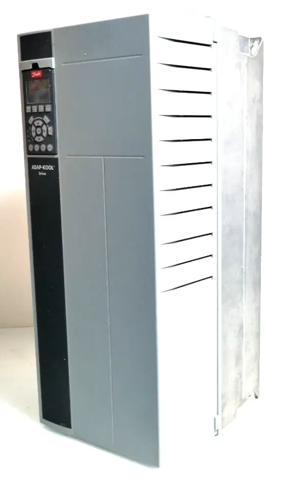 Produktfoto 1 von Danfoss Adap Kool Drive AKD102P37KT4P21H1XGCXXXSXXXXAZBXCXXXXDX | 131F2118