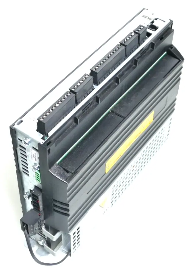 Produktfoto 1 von Sew Eurodrive Umrichter MDX61B0008-5A3-4-0T | 08277354 + BW090-P52B
