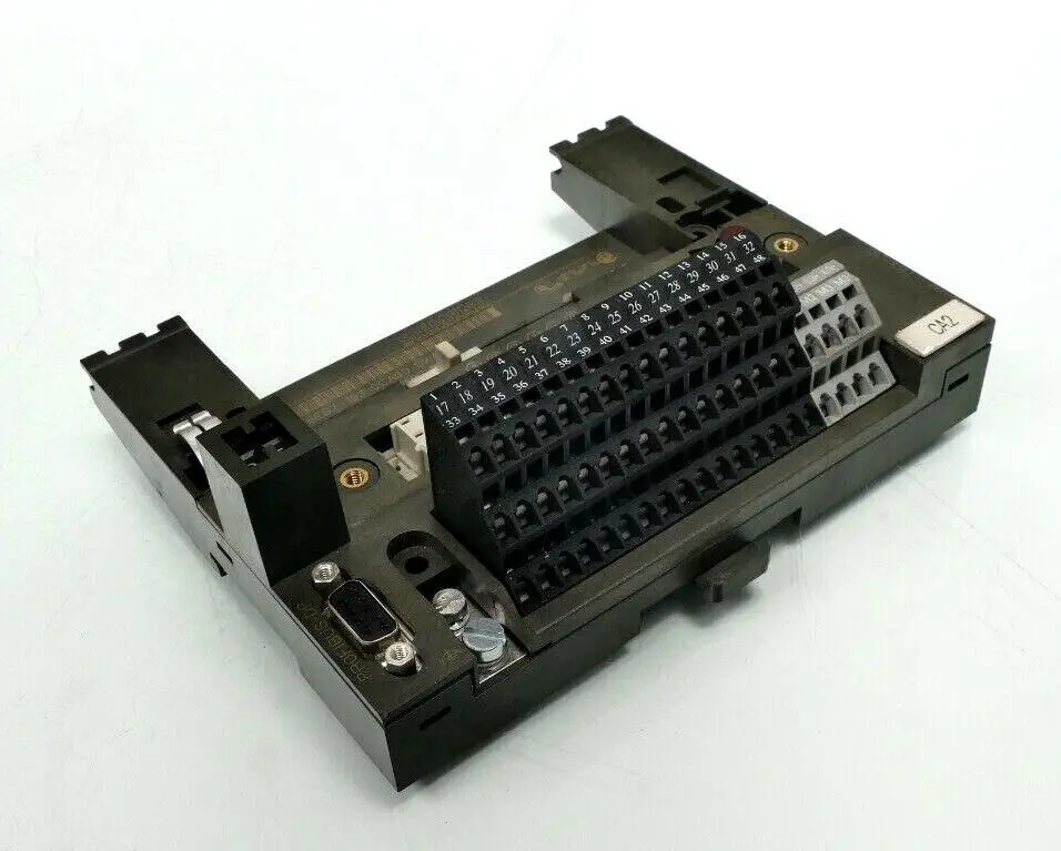 Produktfoto 1 von Siemens SIMATIC S7 Terminalblock 6ES7 193-0CA30-0XA0 | 6ES7193-0CA30-0XA0