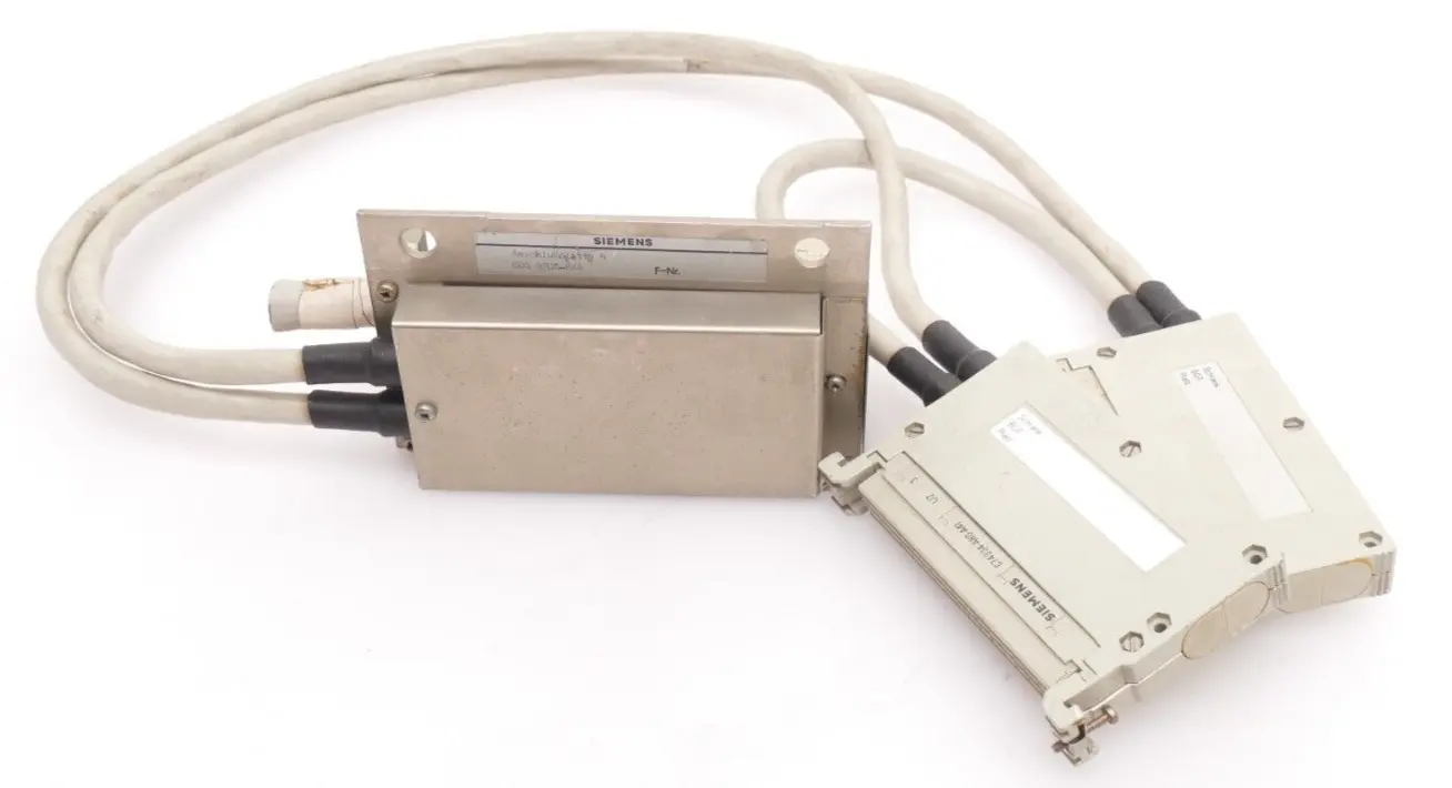 Produktfoto 1 von Siemens 6DS9205-8AA  Anschlussplatte + Steckleitung 6DS8 201-8MB | 6DS8201-8MB