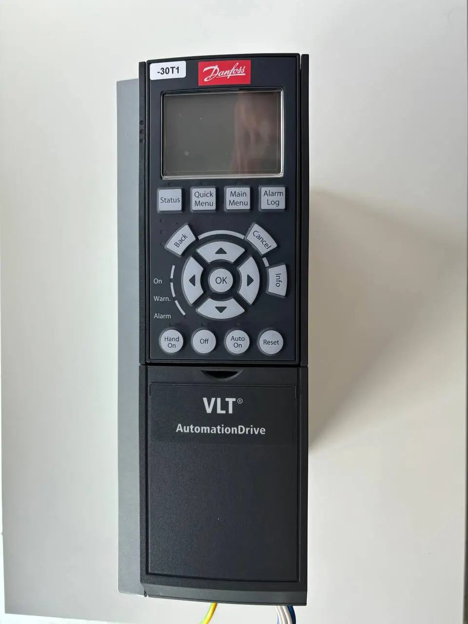 Produktfoto 1 von Frequenzumrichter Typ FC-302PK37T5E20H1XGXXXXSXXXXAXB2CXXXXDX
