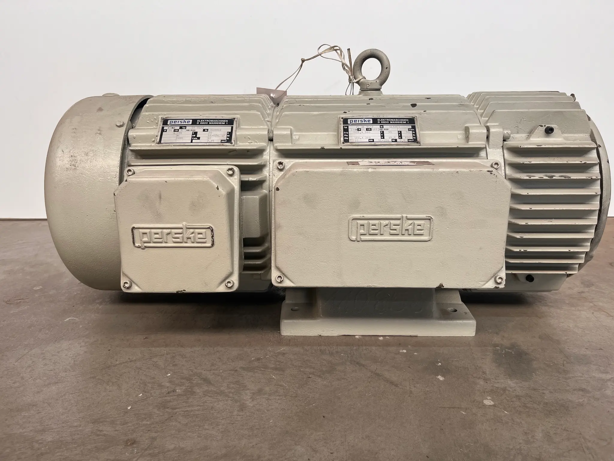 Perske Frequenzumformer Typ DA14-2 Nr. 641868 / 25DW14-2 Nr. 641869, Schleifringe eingelaufen