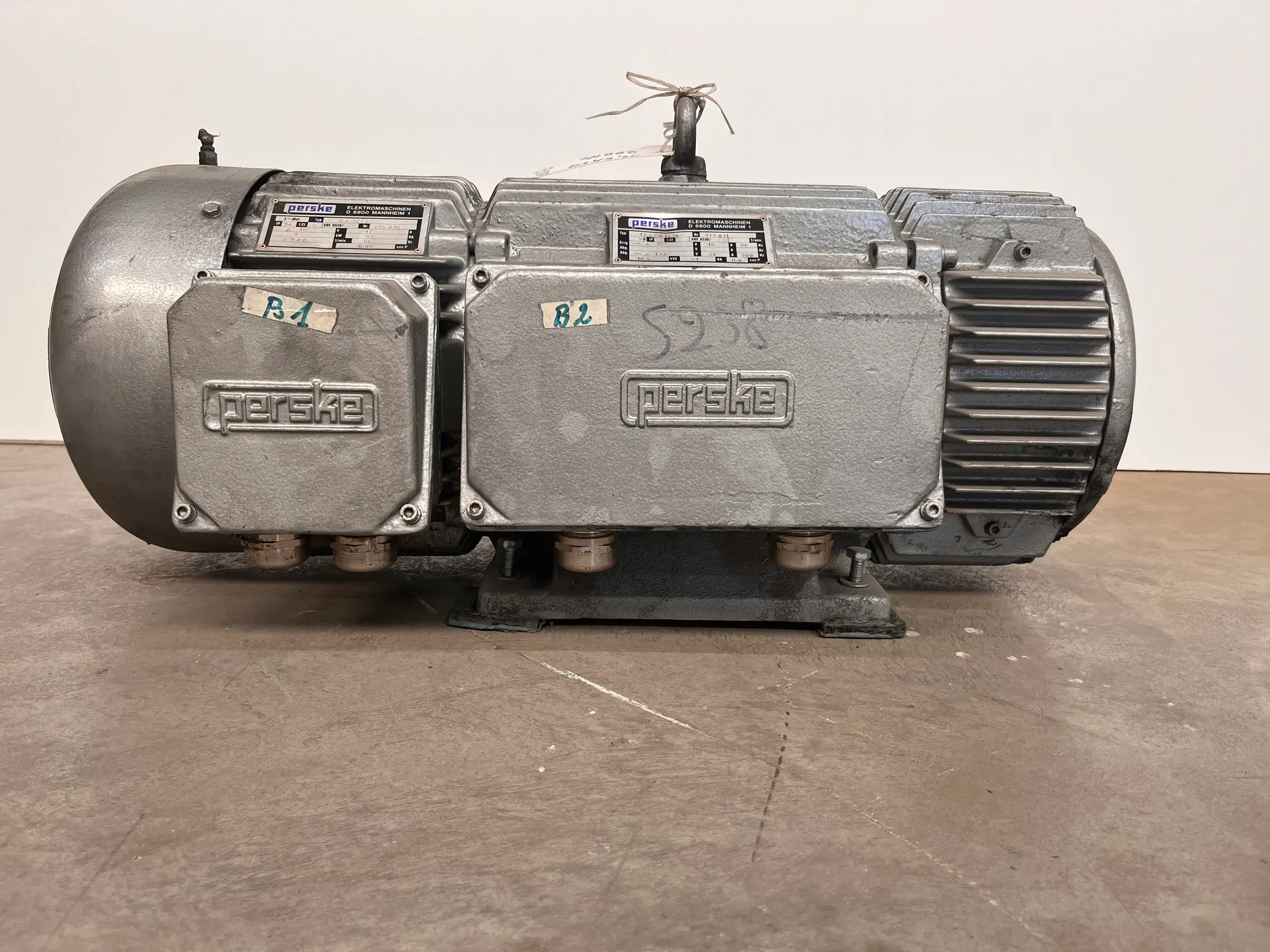 Produktfoto 1 von Perske Frequenzumformer Typ DA12-2 Nr. 615830 /  12,5DW12-6 Nr. 615831