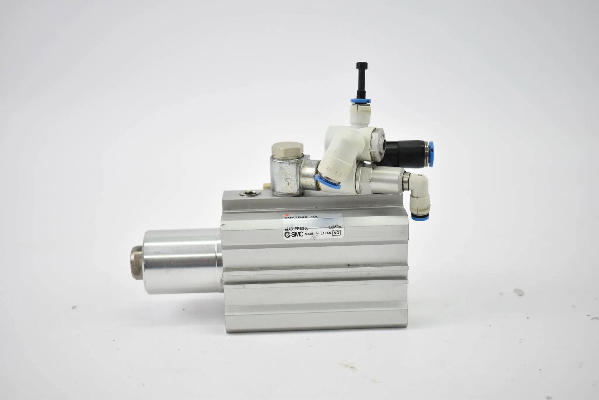 Produktfoto 1 von SMC Schwenk-Klemmzylinder EMK2B40-10L