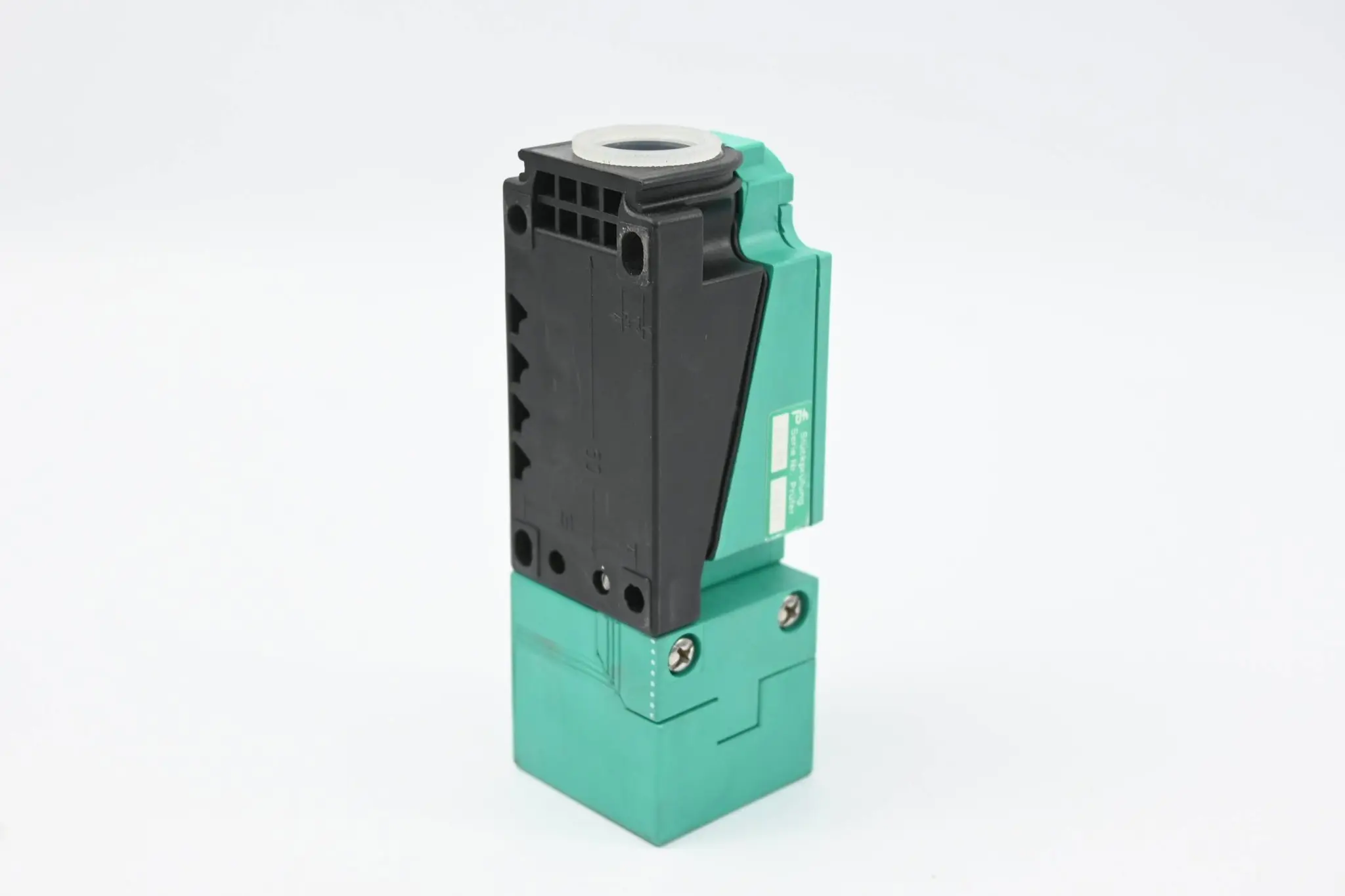Produktfoto 1 von Pepperl+Fuchs Näherungsschalter NJ20+U1+A2 ( 27820S + 08272S + 15712S )