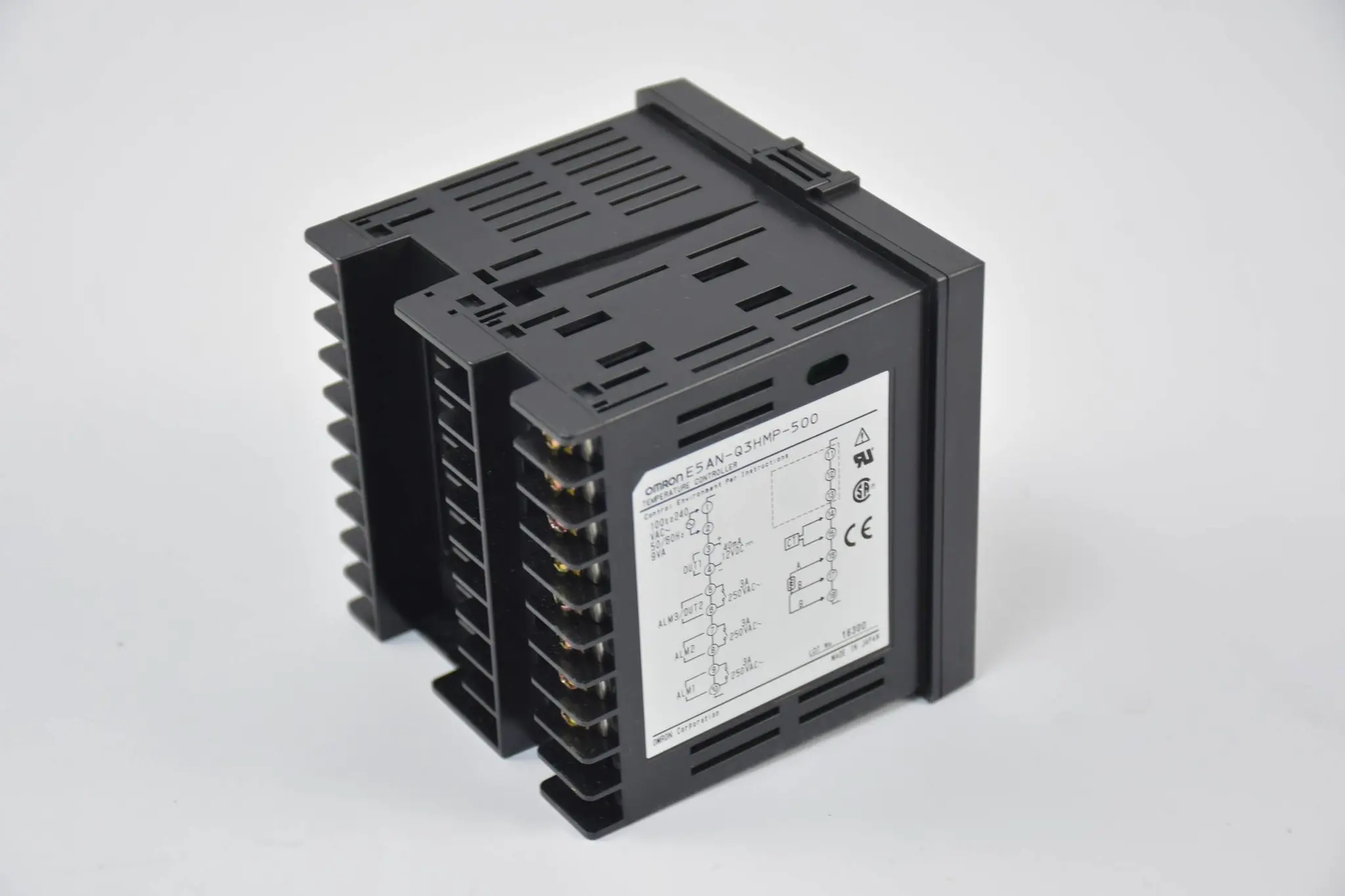 Produktfoto 1 von Omron Temperatur Controller 100 to 240 VAC ( E5AN-Q3HMP-500 )