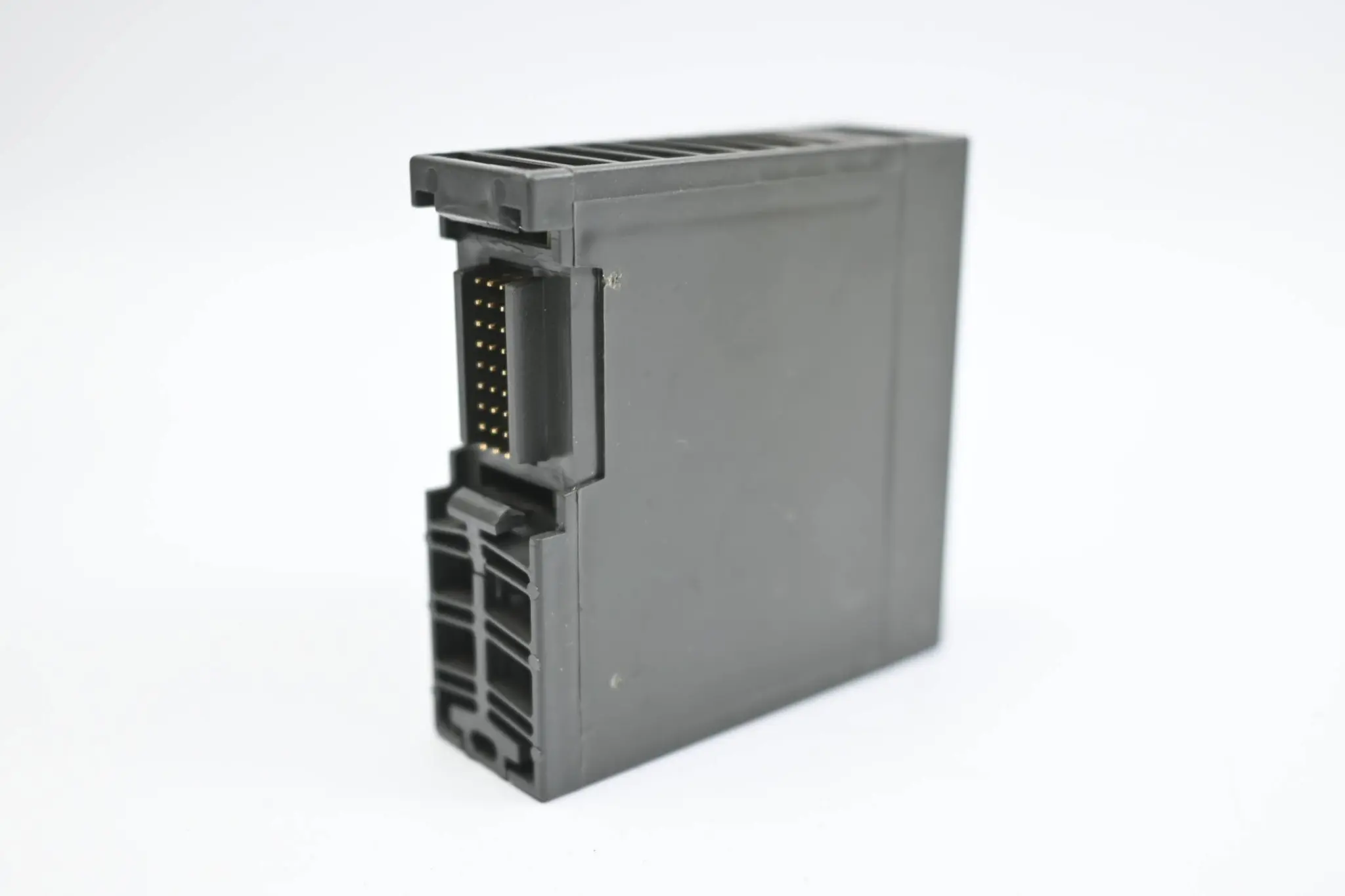 Produktfoto 1 von Vipa SM222 DO 16xDC24V Ausgangsmodul 222-1BH00