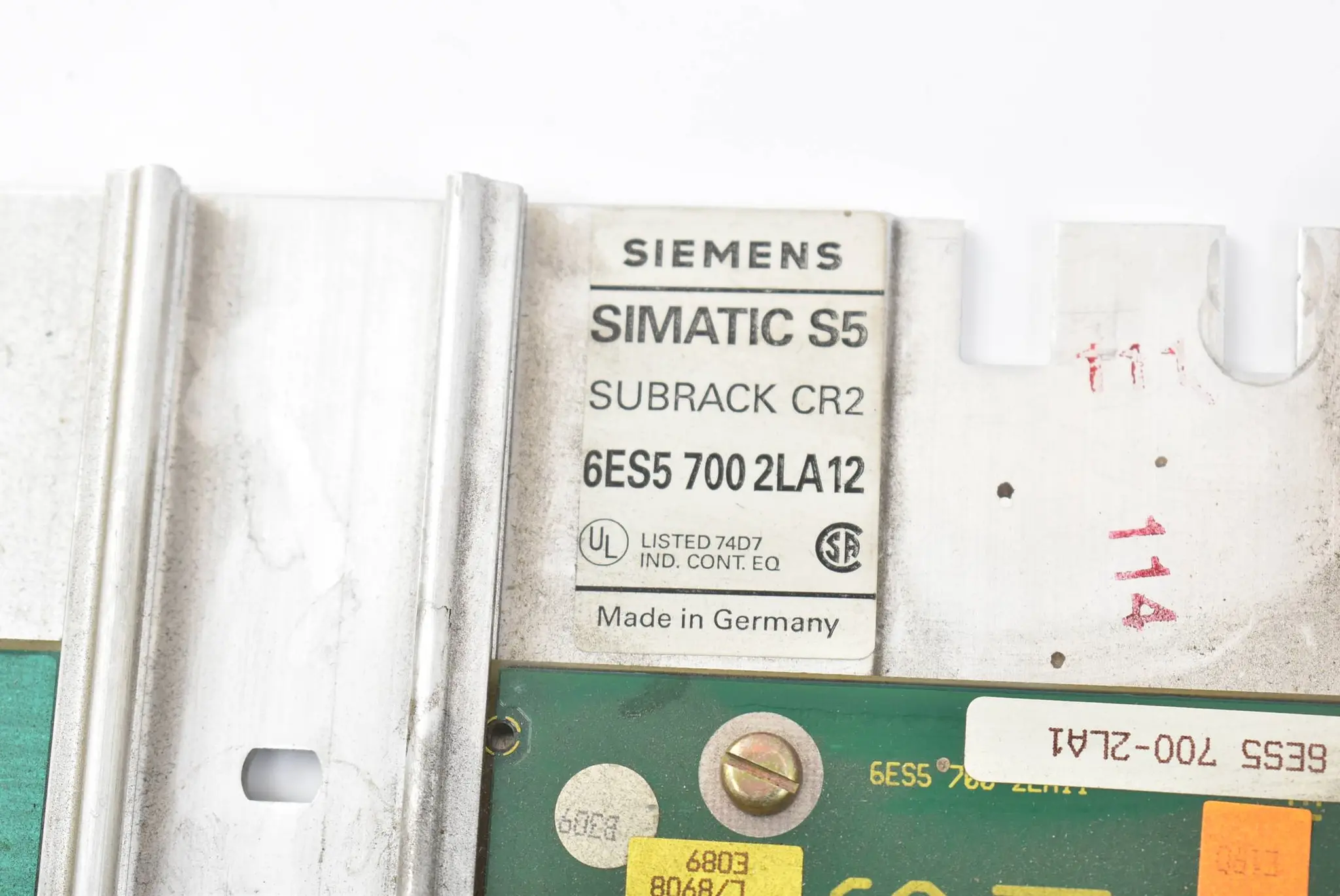 Produktfoto 1 von Siemens Simatic S5 Subrack CR2 6ES5700-2LA12 ( 6ES5 700-2LA12 )