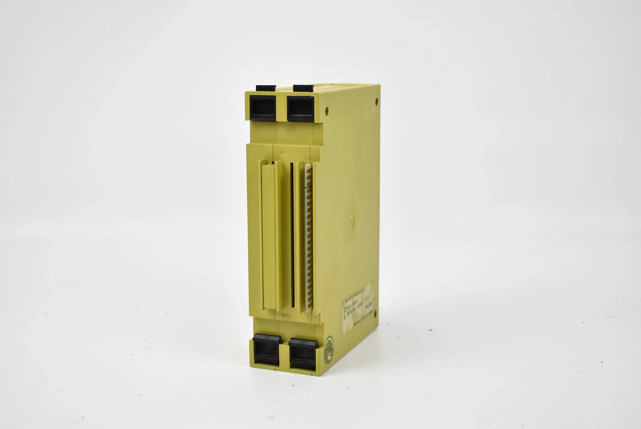 Produktfoto 1 von Pilz 100/220V 550-60Hz 30VA C-P8-NTE-Netzteil ( 306056 )