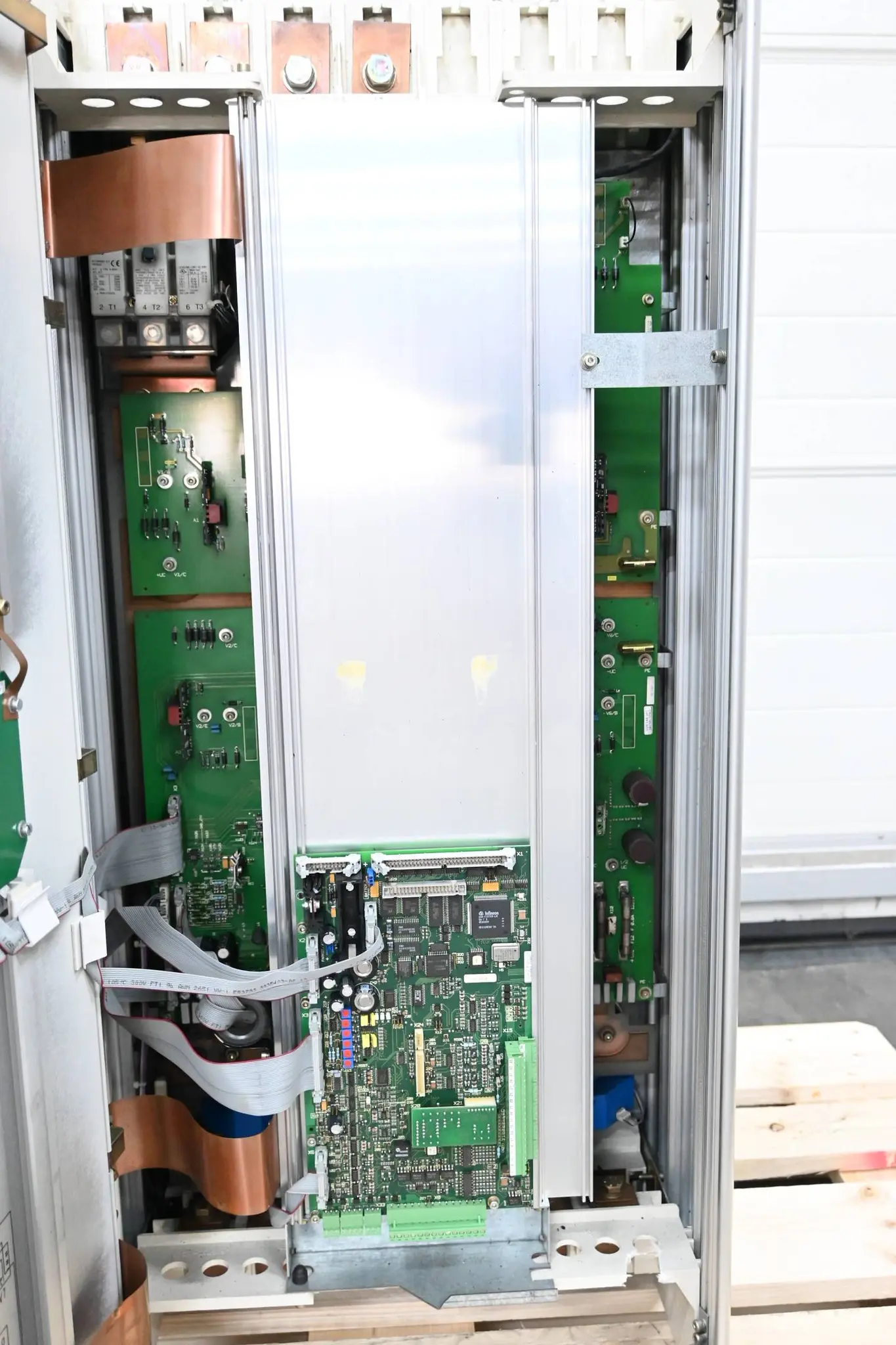 Produktfoto 1 von Lenze Global Drive 8230 Umrichter EVF8231AE EVF8231 AE ( 00395601 )