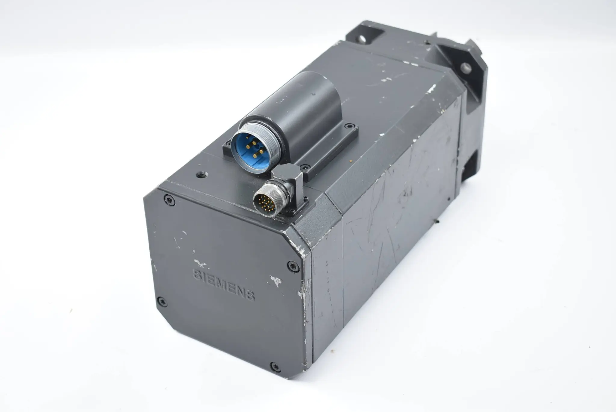 Produktfoto 1 von Siemens 3~ Simotics Synchronservomotor 1FT6084-1AF71-3EH1 / 1FT6 084-1AF71-3EH1