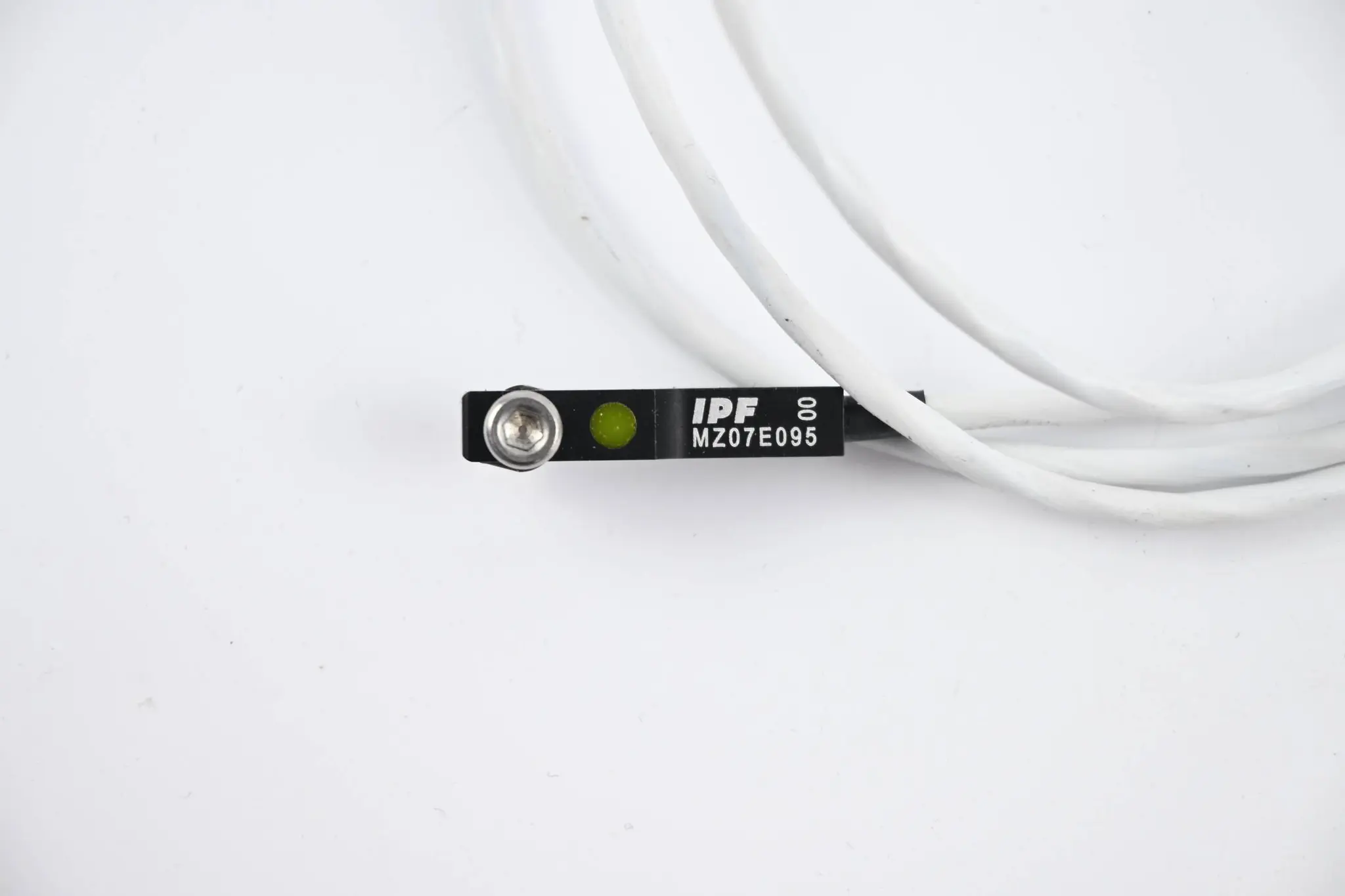 Produktfoto 1 von IPF Electronic magnetischer Zylindersensor MZ07E095