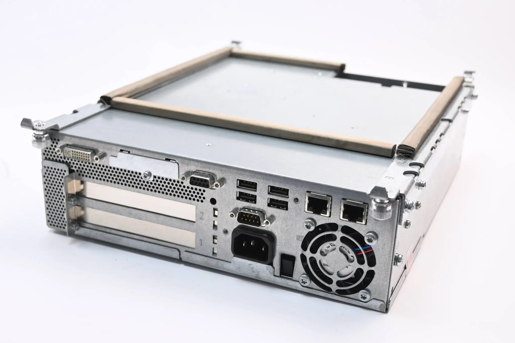 Produktfoto 1 von ÜBERHOLT Siemens Simatic Panel PC 677 6AV7803-0BB10-1AB0 E11