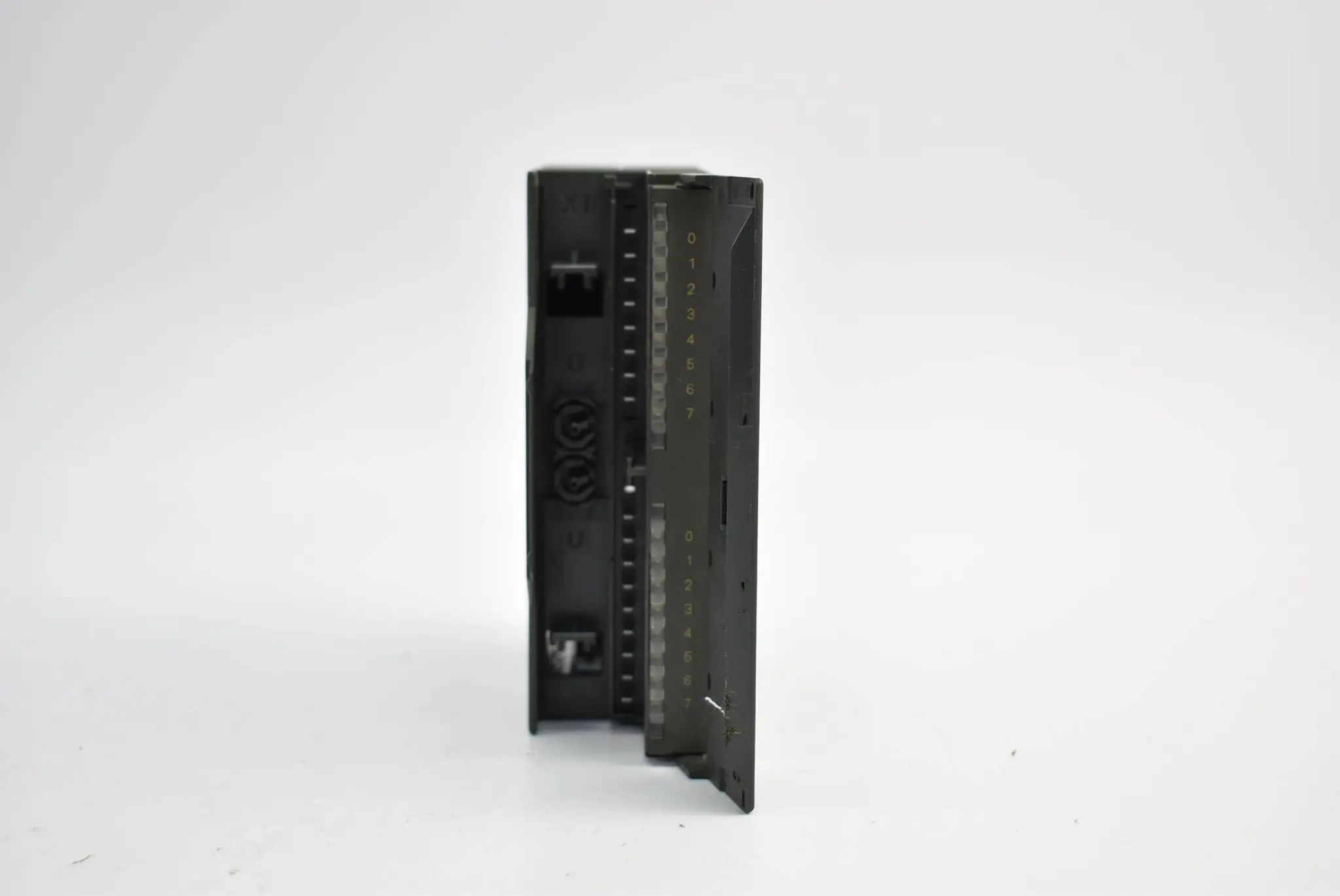 Produktfoto 1 von Siemens simatic S7-300 digital 6ES7321-1BH02-0AA0 ( 6ES7 321-1BH02-0AA0 ) E3