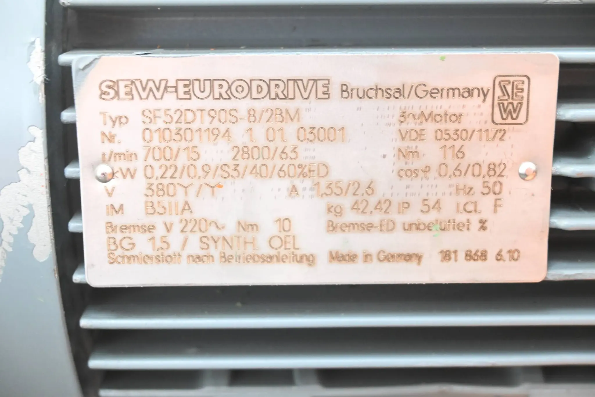 Produktfoto 1 von SEW Eurodrive Getriebemotor SF52DT90S-8/2BM ( SF52 DT90S-8/2BM )