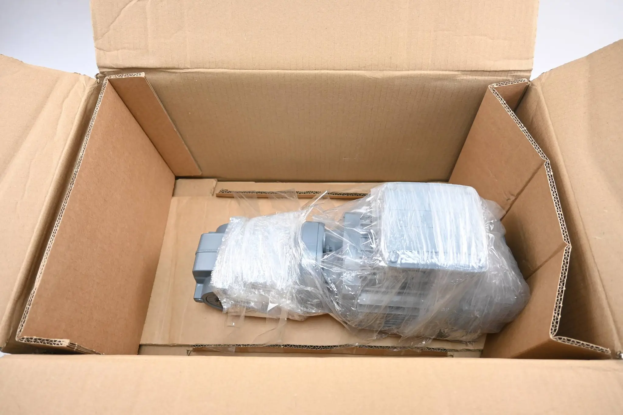 Produktfoto 1 von SEW Eurodrive Getriebemotor KA19 DRN80MK4 ( KA19DRN80MK4 )