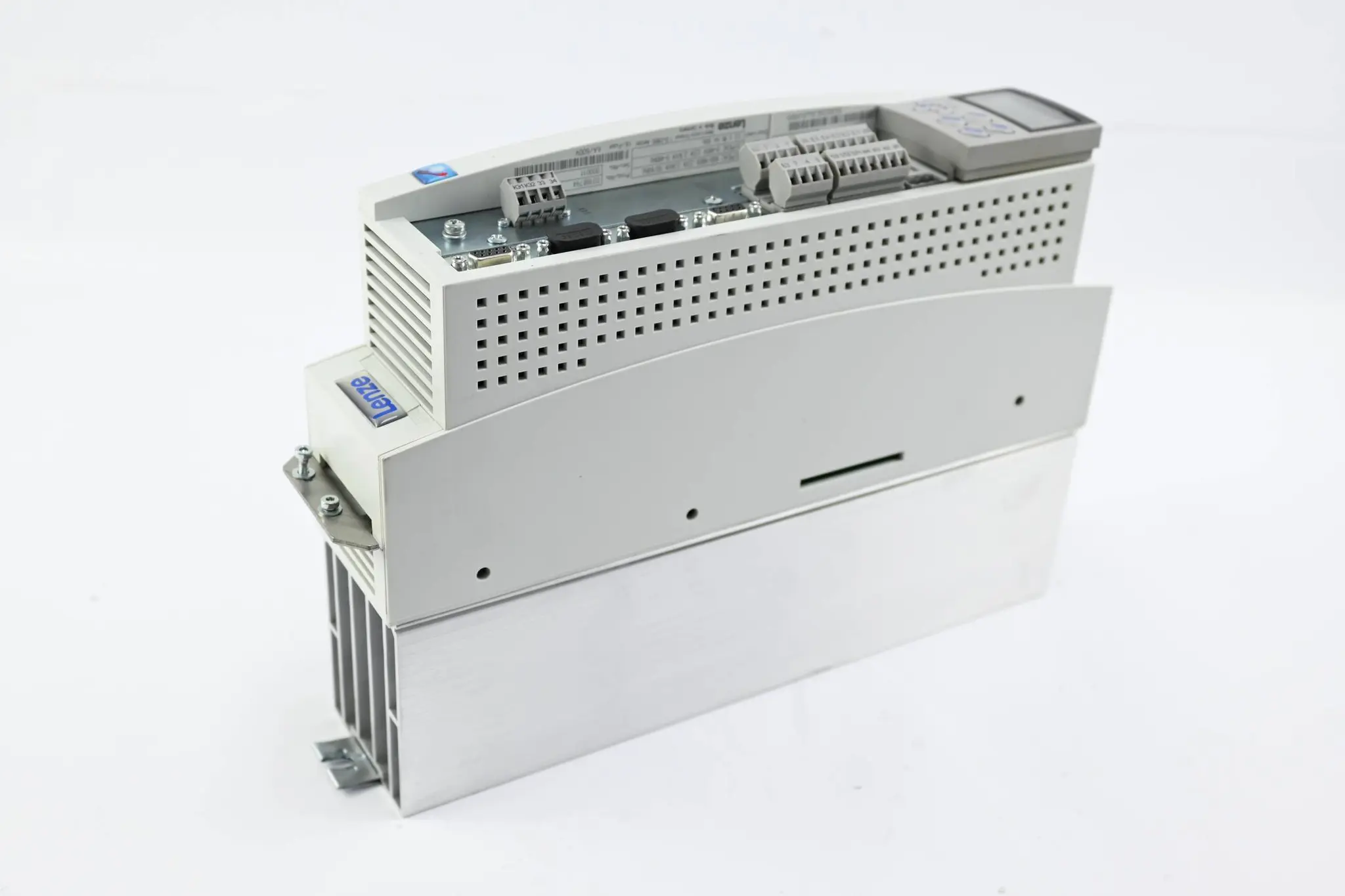 Produktfoto 1 von Lenze Frequenzumrichter EVS9322-ESV004 ( 13324146 ) inkl. EMZ9371BB ( 00405780 )
