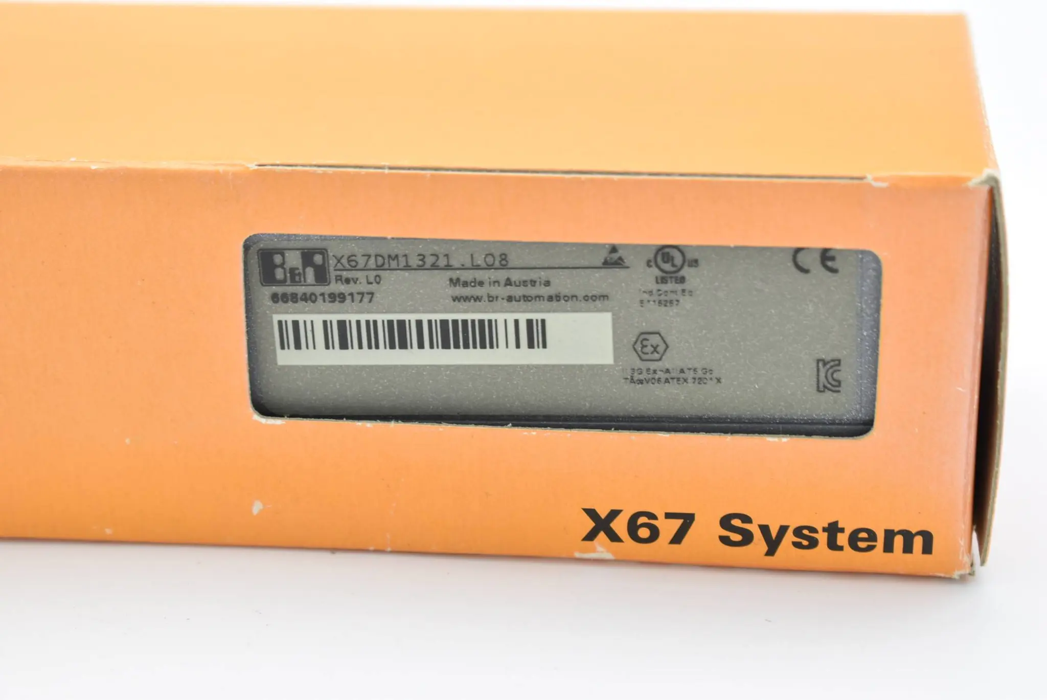 Produktfoto 1 von B&R X67 Digitales Mischmodul 16 Kanäle X67 DM 1321.L08 ( X67DM1321.L08 ) Rev. N0