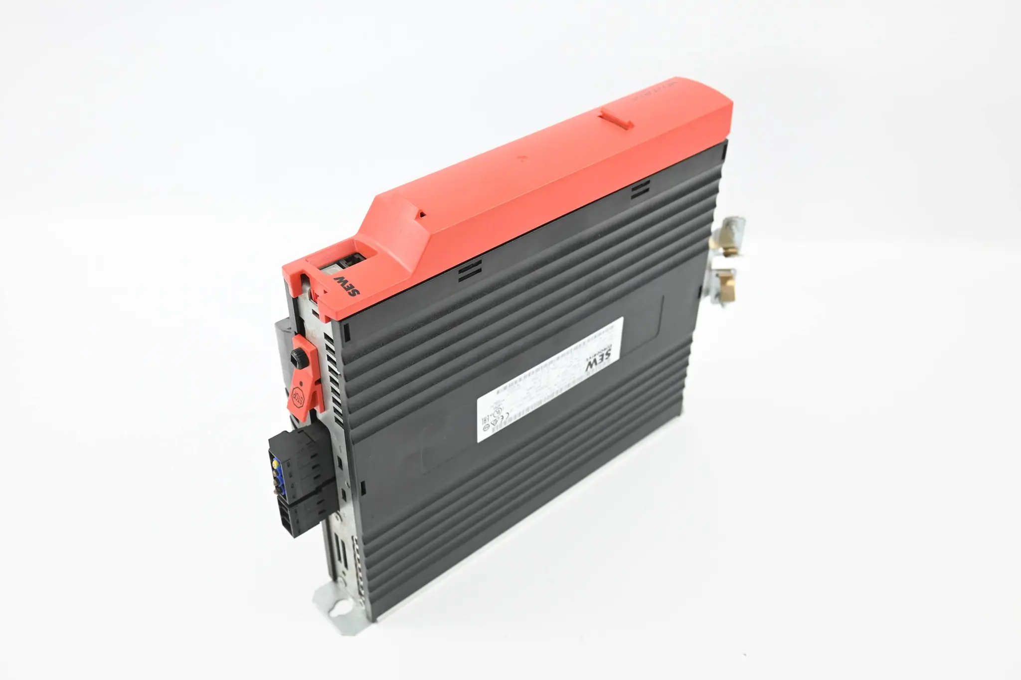 Produktfoto 1 von SEW Eurodrive Frequenzumrichter MDX61B0005-5A3-4-0T inkl. DFE32B + DEH11B