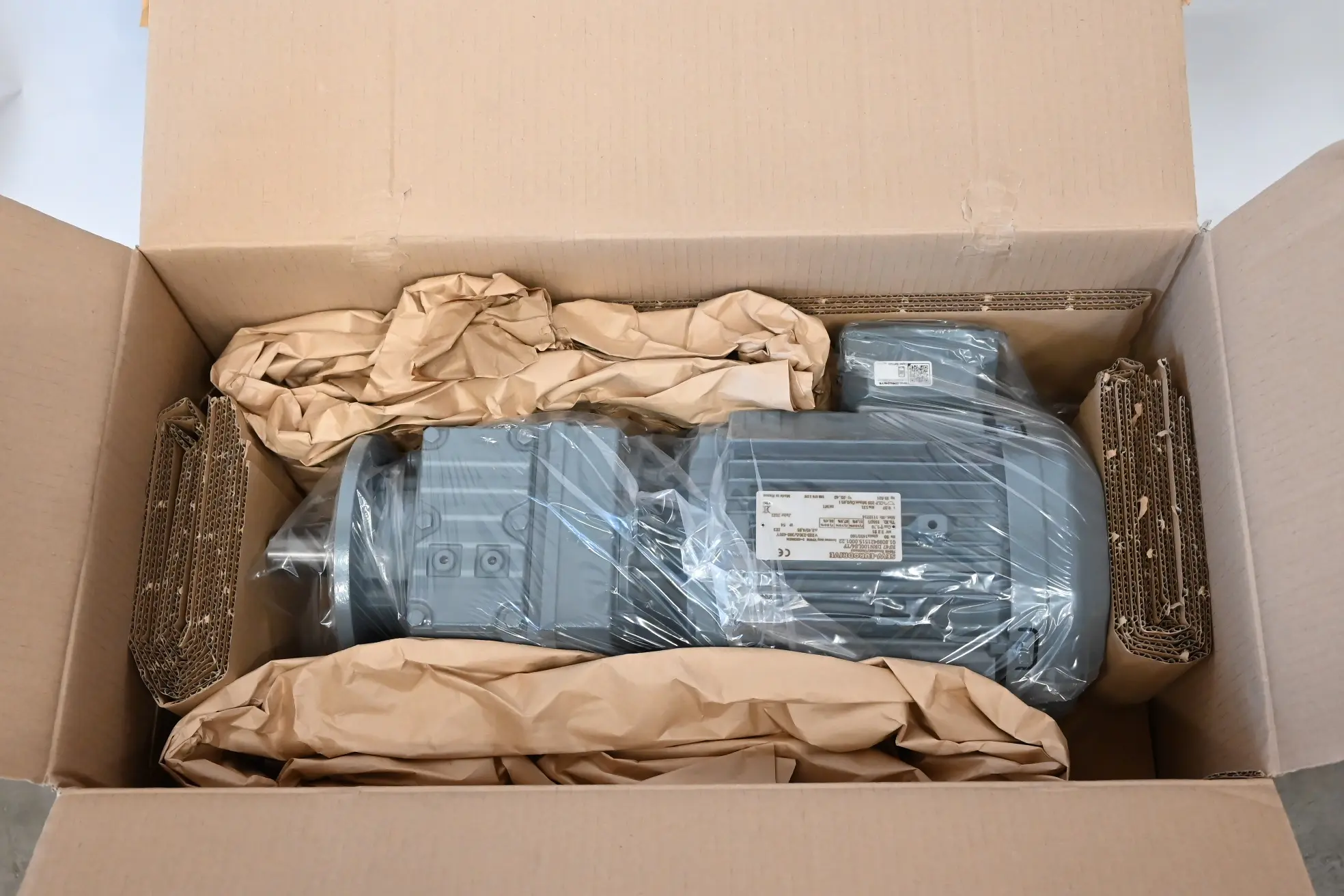 Produktfoto 1 von SEW-Eurodrive Getriebemotor RF47 DRN100LS4/TF ( RF47DRN100LS4/TF )