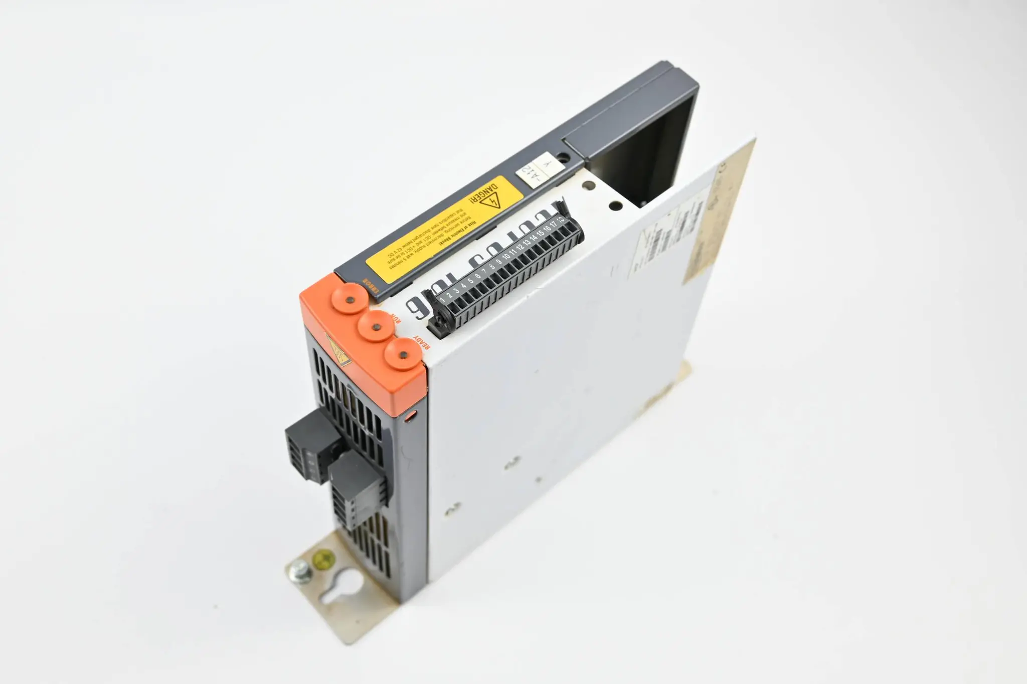 Produktfoto 1 von B&R automation ACOPOS 1016 Servoverstärker 400-480V 0,7kW 8V1016.00-2 Rev.G0