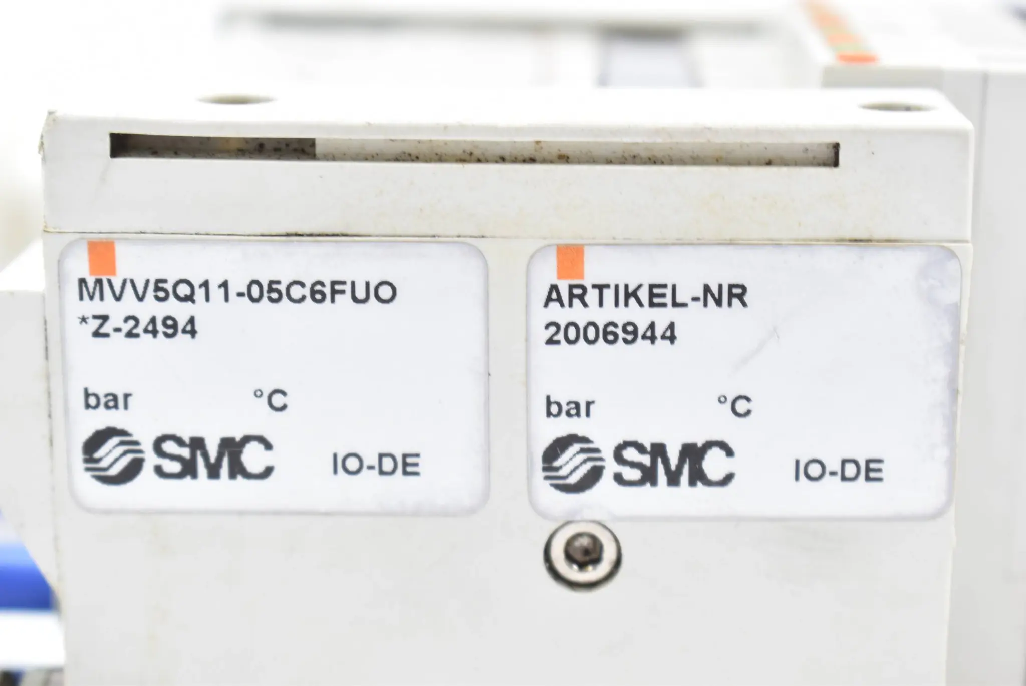 Produktfoto 1 von SMC Magnetventilinsel MVV5Q11-12C4FUO ( *Z-2494 ) inkl. 5x VQ1201N-5-Q