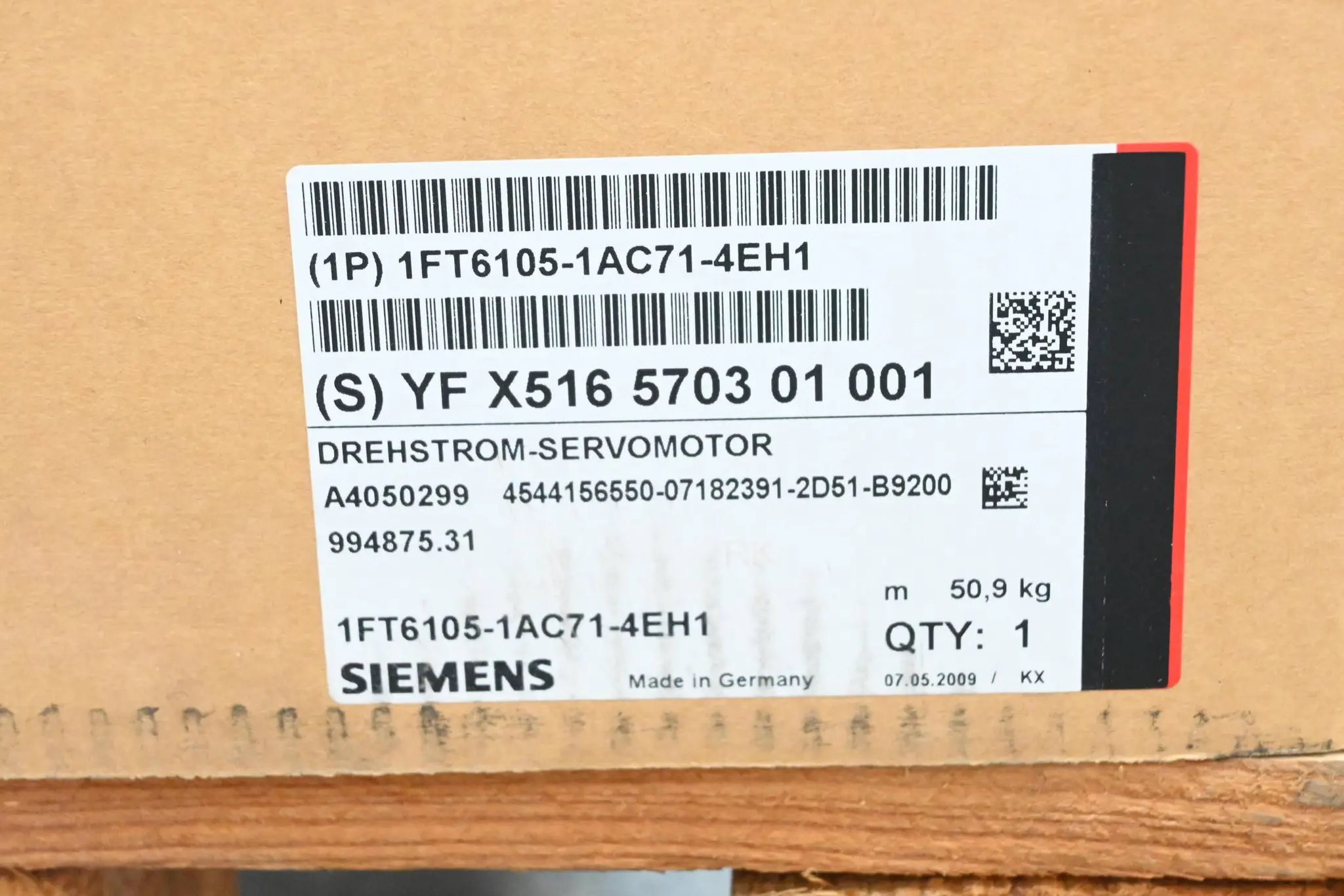 Produktfoto 1 von Siemens Drehstrom Servomotor 1FT6105-1AC71-4EH1 ( 1FT6 105-1AC71-4EH1 )