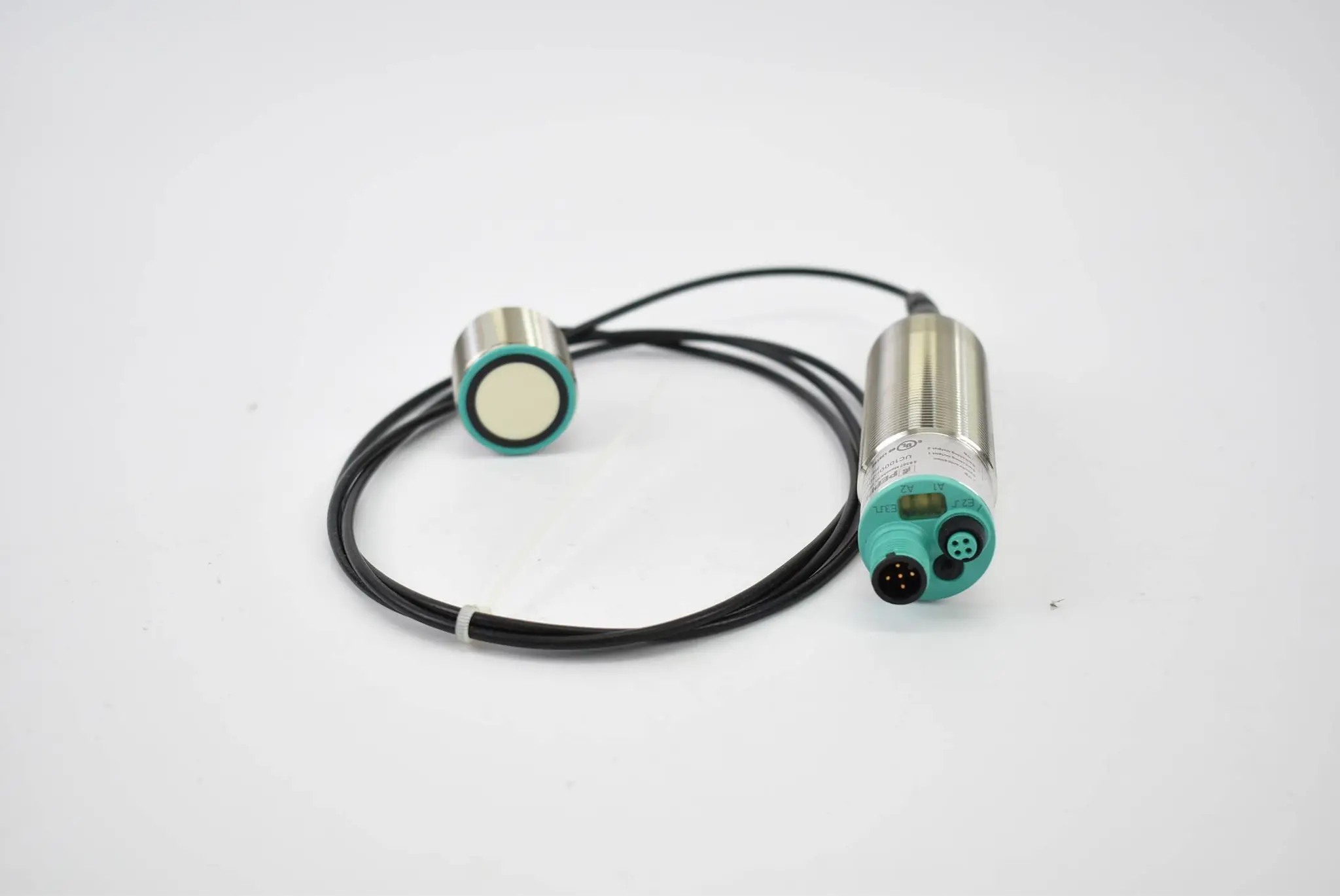 Produktfoto 1 von Pepperl+Fuchs Ultraschallsensor 10-30 VDC UC1000-30GM-E6R2-K-V15 ( 096666 )