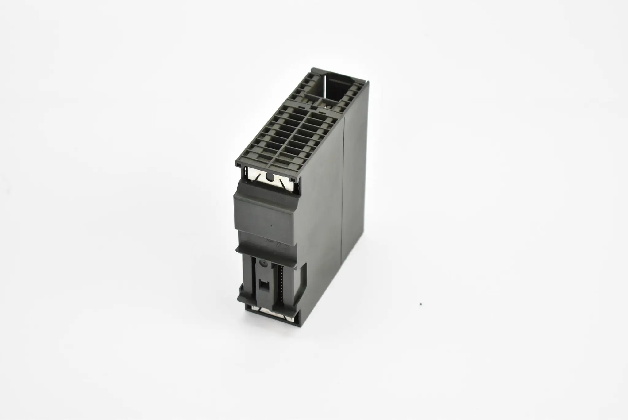 Produktfoto 1 von Siemens Simatic S7-300 SM321 6ES7321-1BL00-0AA0 ( 6ES7 321-1BL00-0AA0 )
