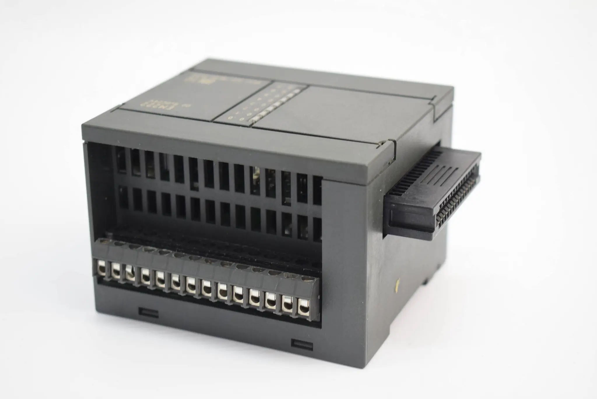 Produktfoto 1 von Siemens simatic S7-200 6ES7222-1BF00-0XA0 ( 6ES7 222-1BF00-0XA0 ) E:02