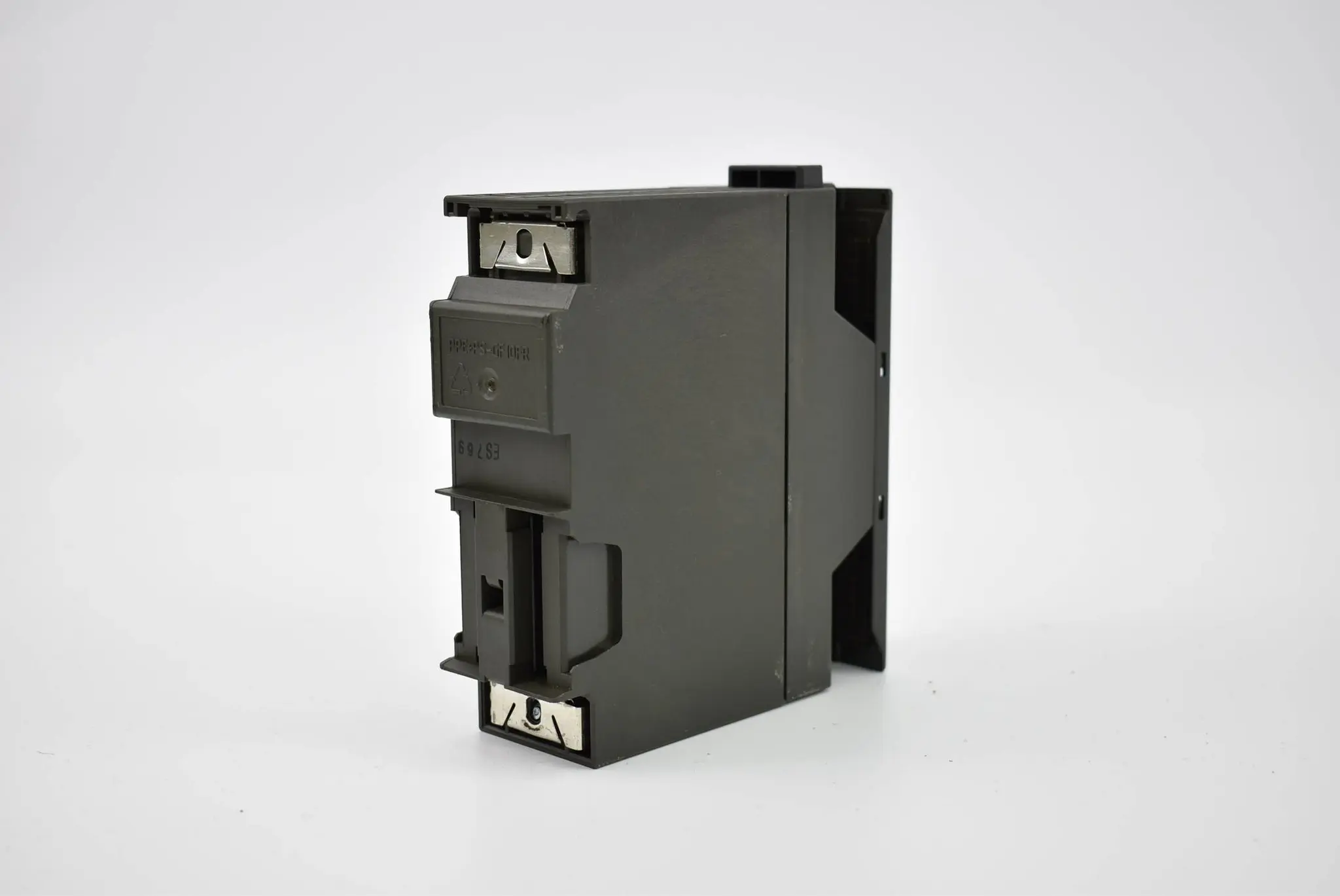Produktfoto 1 von Siemens simatic S7-300 digital 6ES7321-1BH01-0AA0 ( 6ES7321-1BH01-0AA0 ) E1