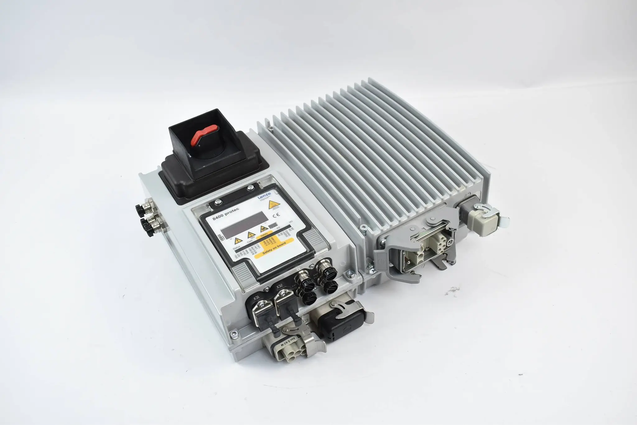 Produktfoto 1 von Lenze Inverter Drives 8400 protec E84DSMBC7514R2SLCE
