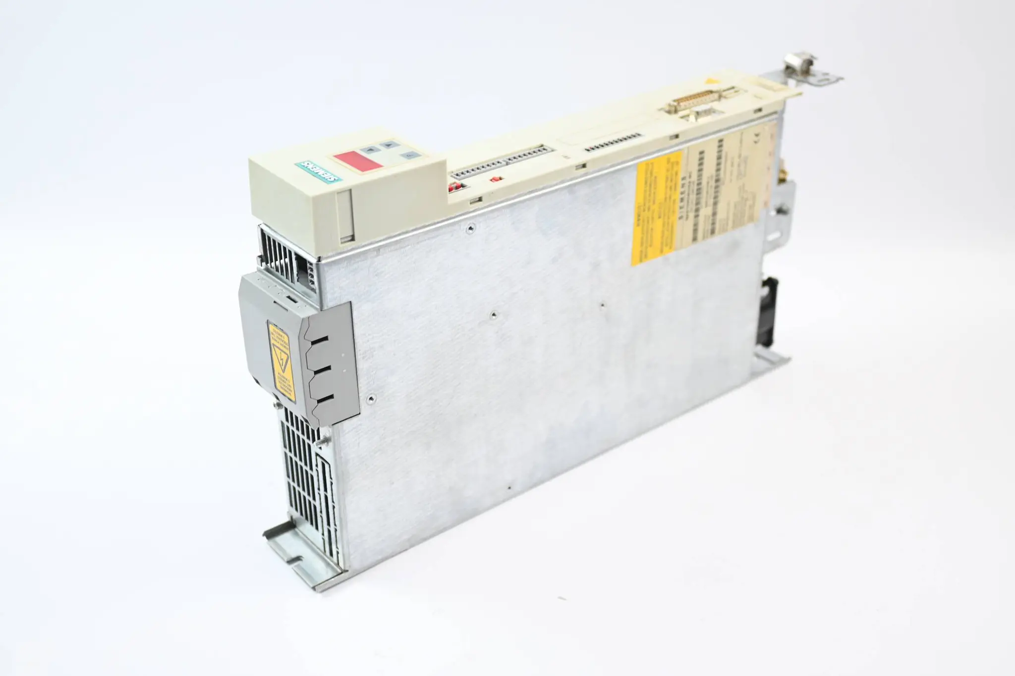 Produktfoto 1 von GENERALÜBERHOLT Siemens MD MC DC/AC Drive 6SE7016-0TP50-Z ( Z=C53+G61+K80 ) E.B