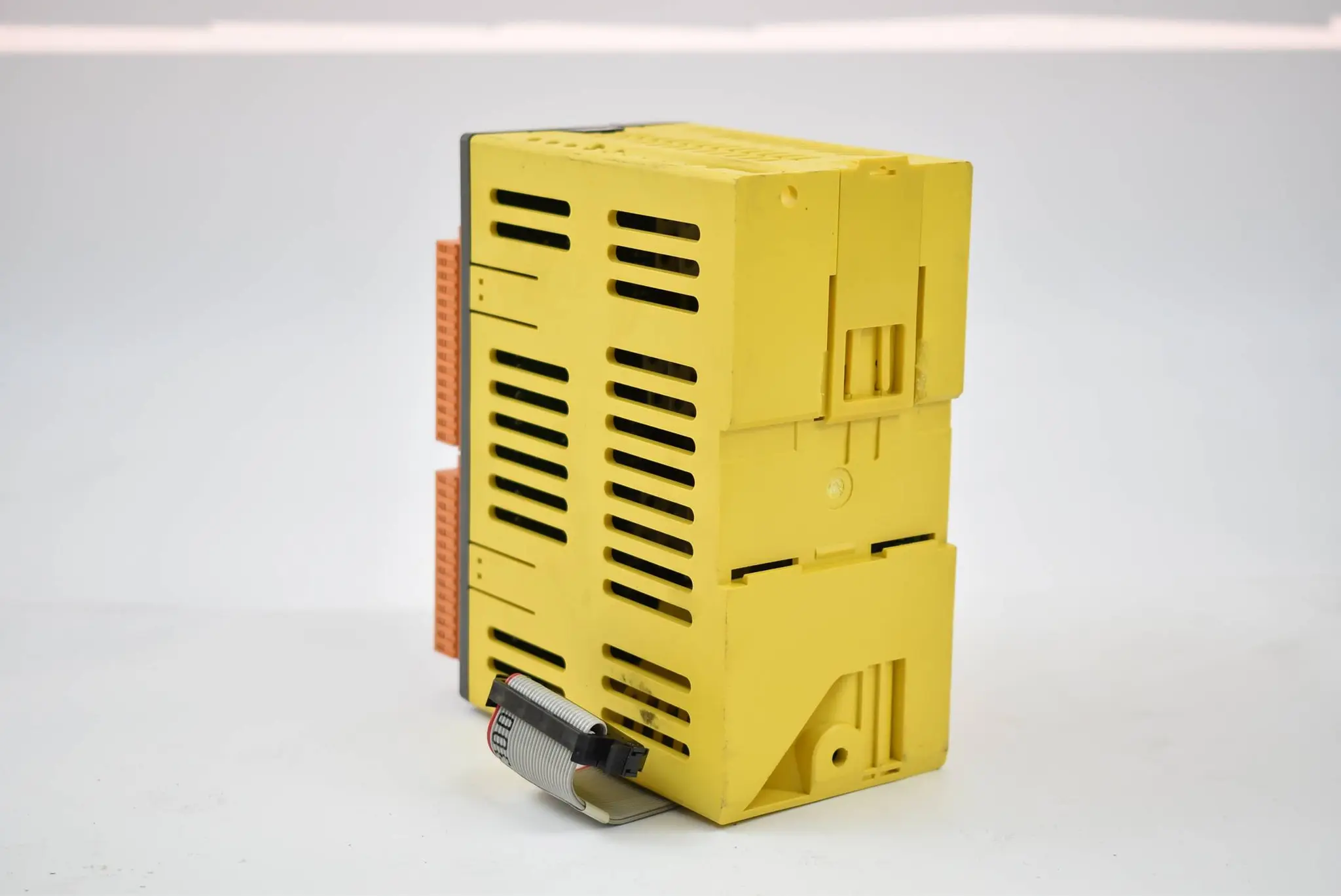 Produktfoto 1 von Fanuc Terminal I/O 2A Out Modul A03B-0823-C014